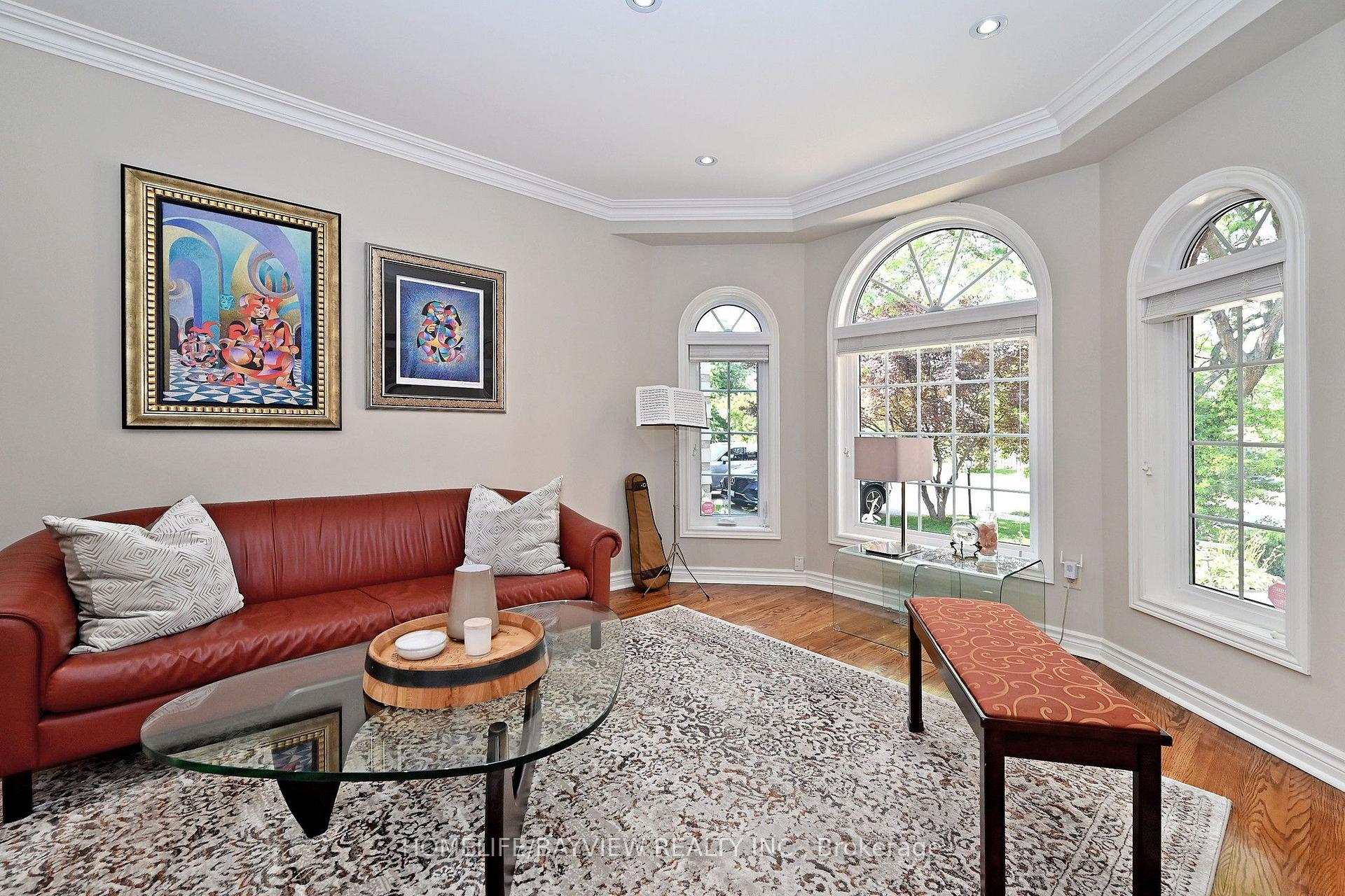 Photo 5 of 58 Thornbrook Court, Vaughan, Brownridge — HOMEH