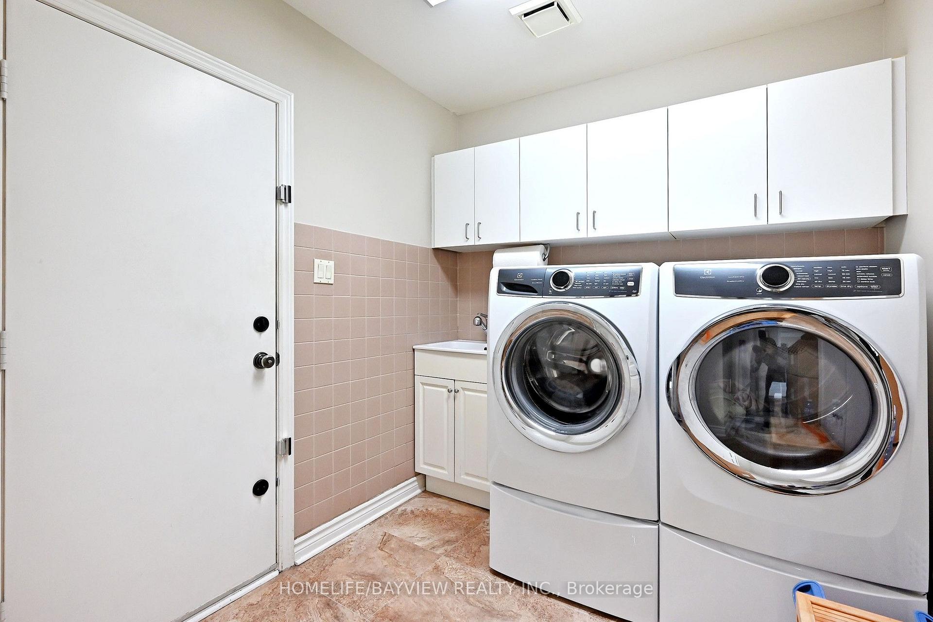 Photo 27 of 58 Thornbrook Court, Vaughan, Brownridge — HOMEH