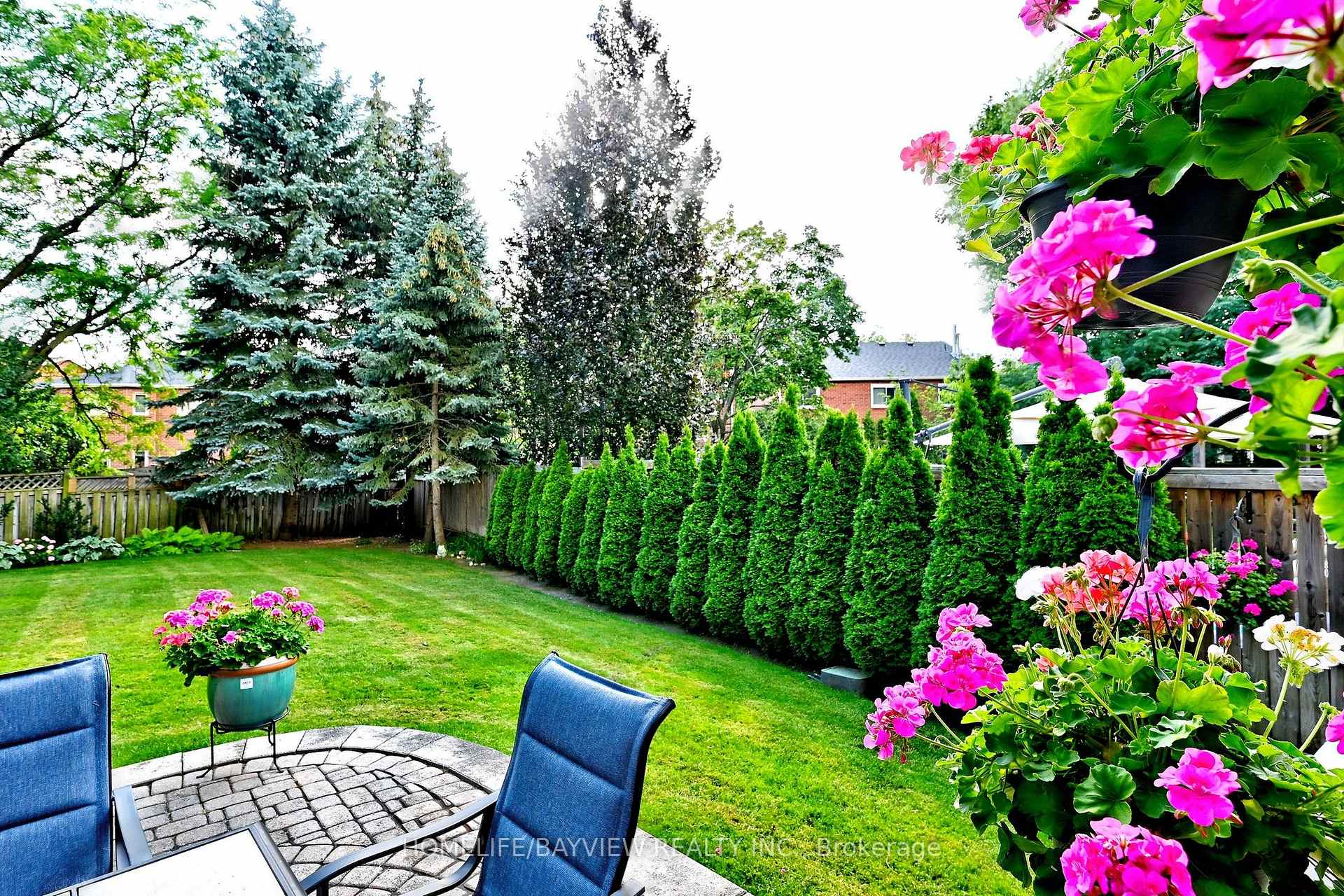 Photo 46 of 58 Thornbrook Court, Vaughan, Brownridge — HOMEH