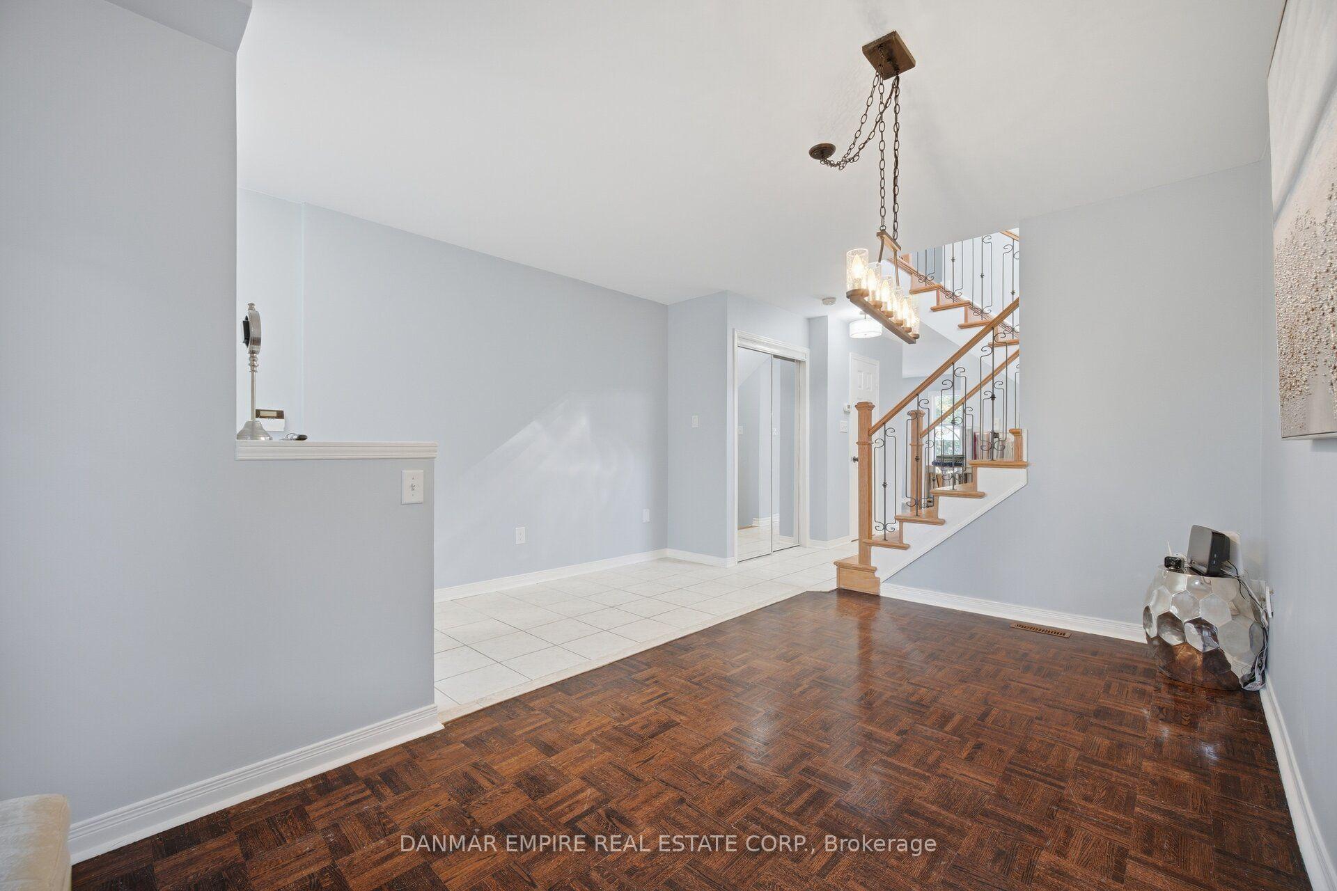 Photo 9 of 658 Julia Avenue, Burlington, Appleby — HOMEH
