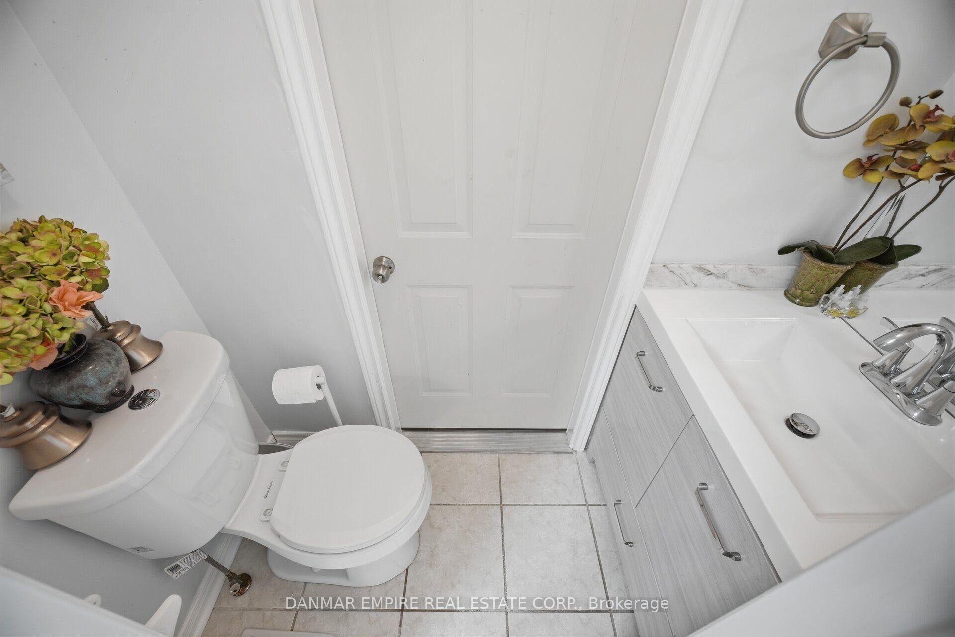 Photo 19 of 658 Julia Avenue, Burlington, Appleby — HOMEH