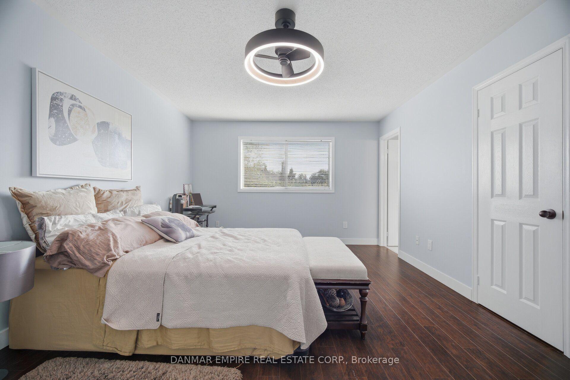 Photo 24 of 658 Julia Avenue, Burlington, Appleby — HOMEH