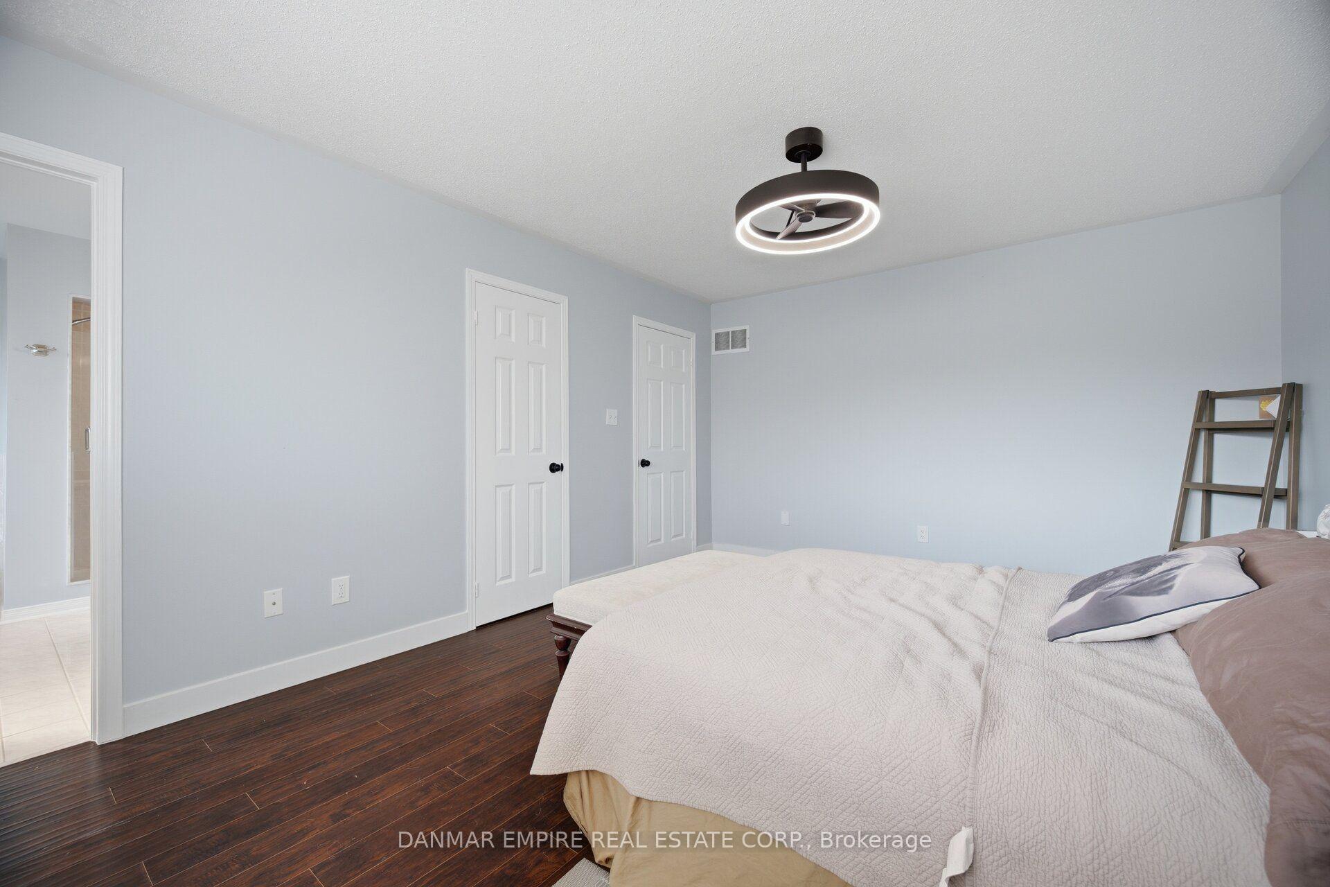 Photo 25 of 658 Julia Avenue, Burlington, Appleby — HOMEH