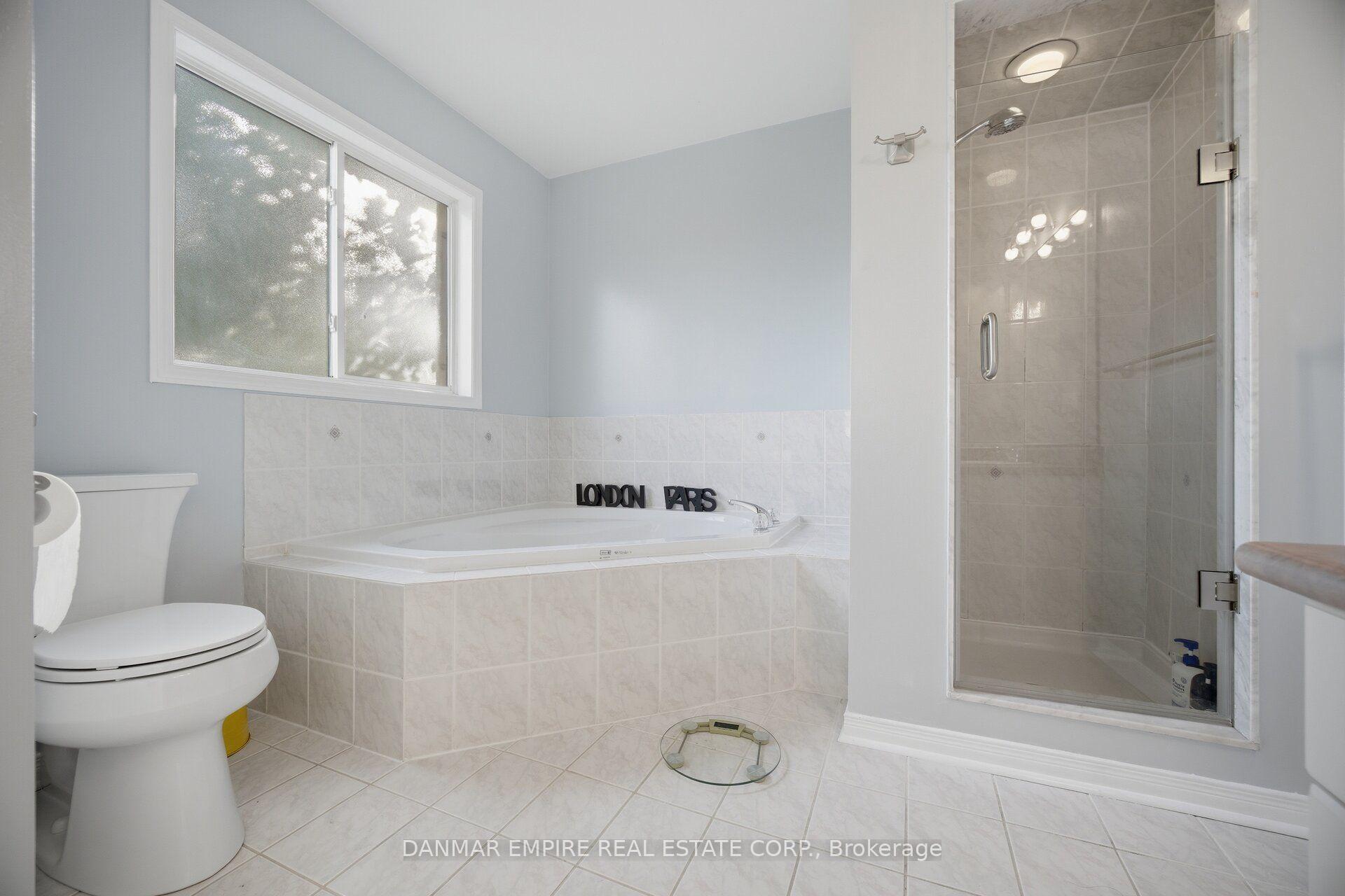 Photo 26 of 658 Julia Avenue, Burlington, Appleby — HOMEH