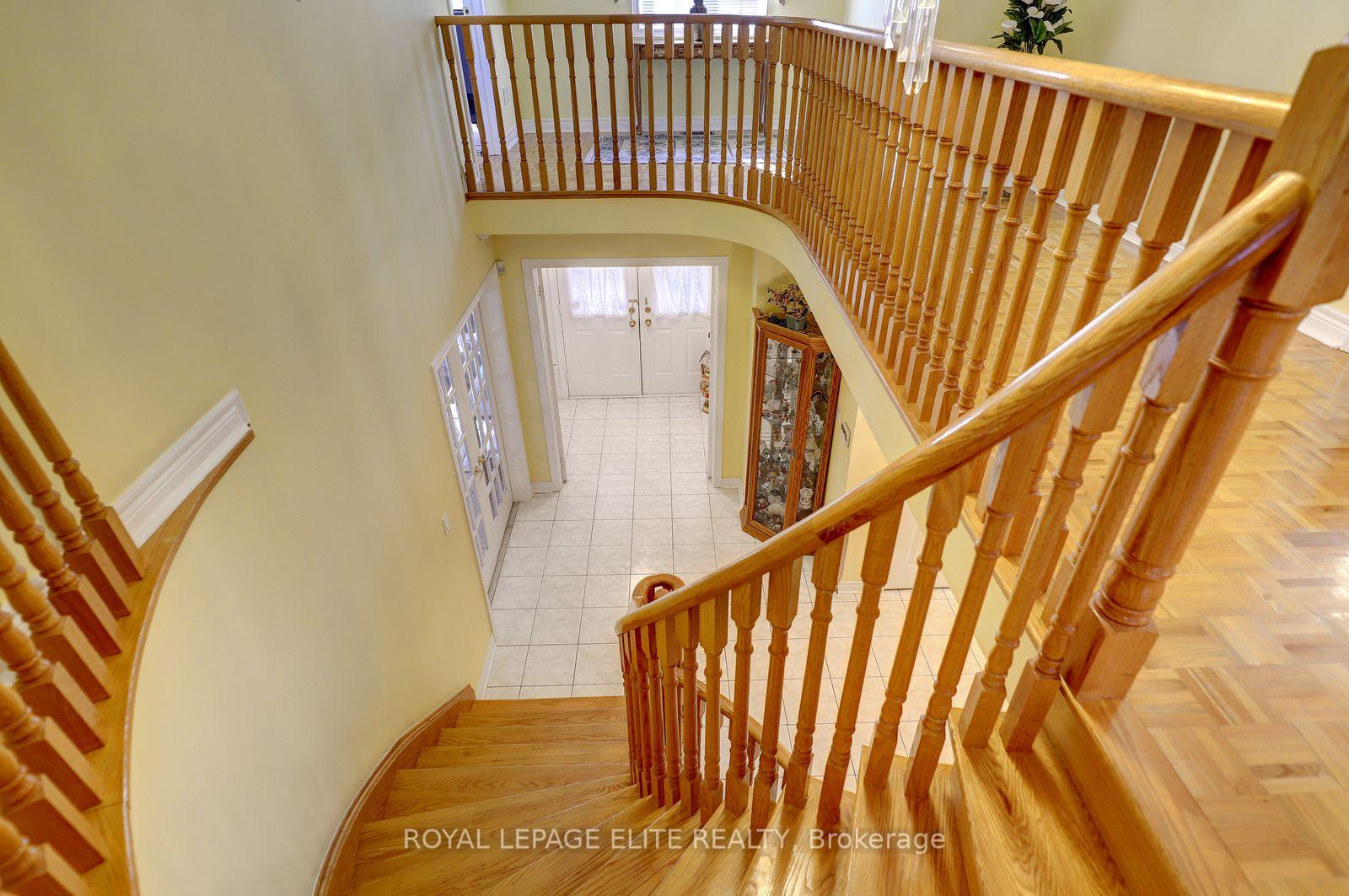 Photo 24 of 5 Pinecone Way E, Brampton, Sandringham-Wellington — HOMEH