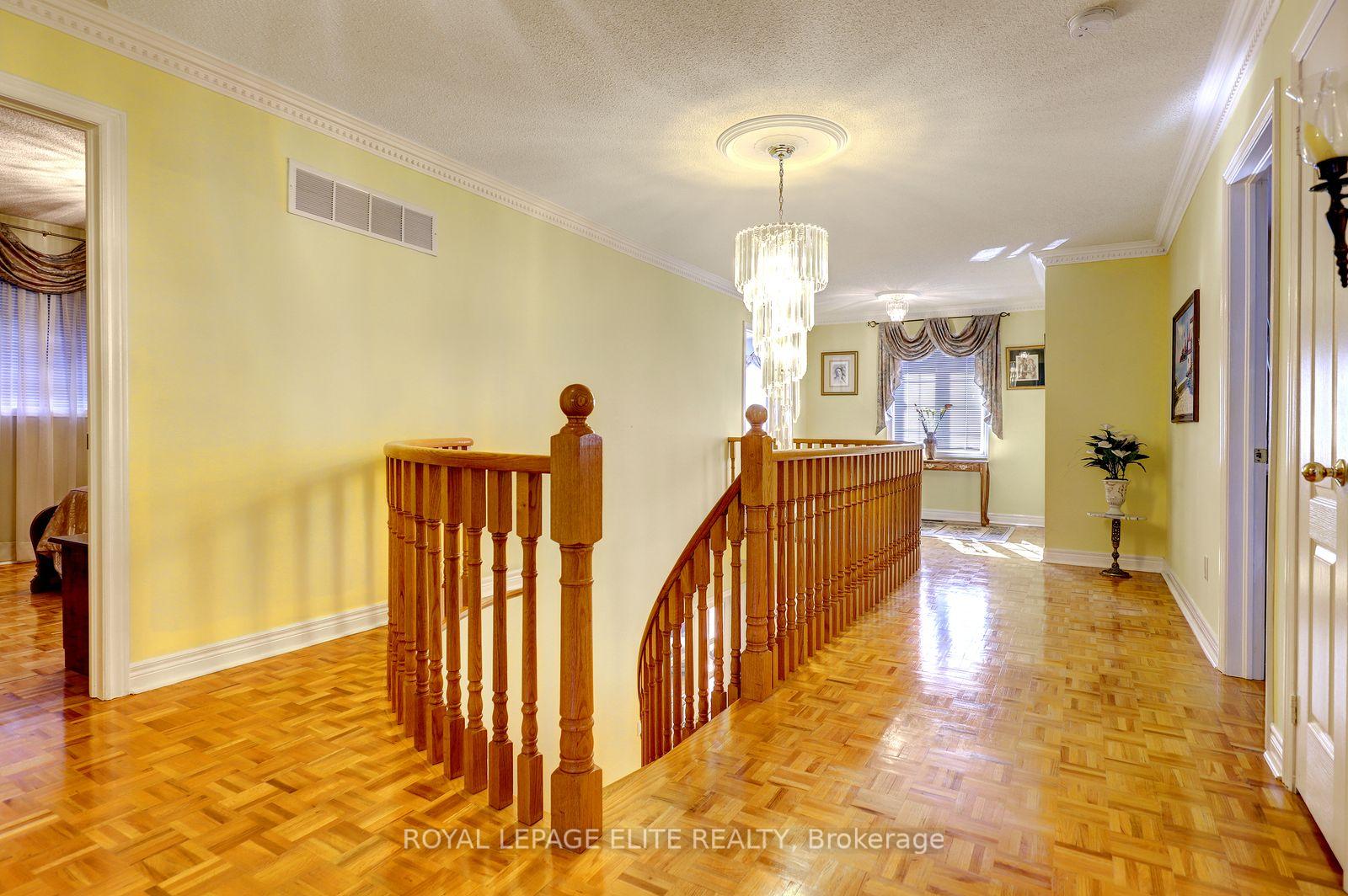 Photo 26 of 5 Pinecone Way E, Brampton, Sandringham-Wellington — HOMEH