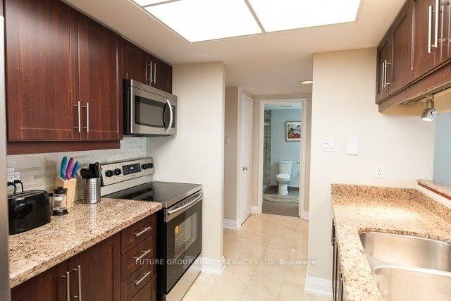 Photo 5 of Unit 2409, 77 Harbour Square, Toronto, Waterfront Communities — HOMEH
