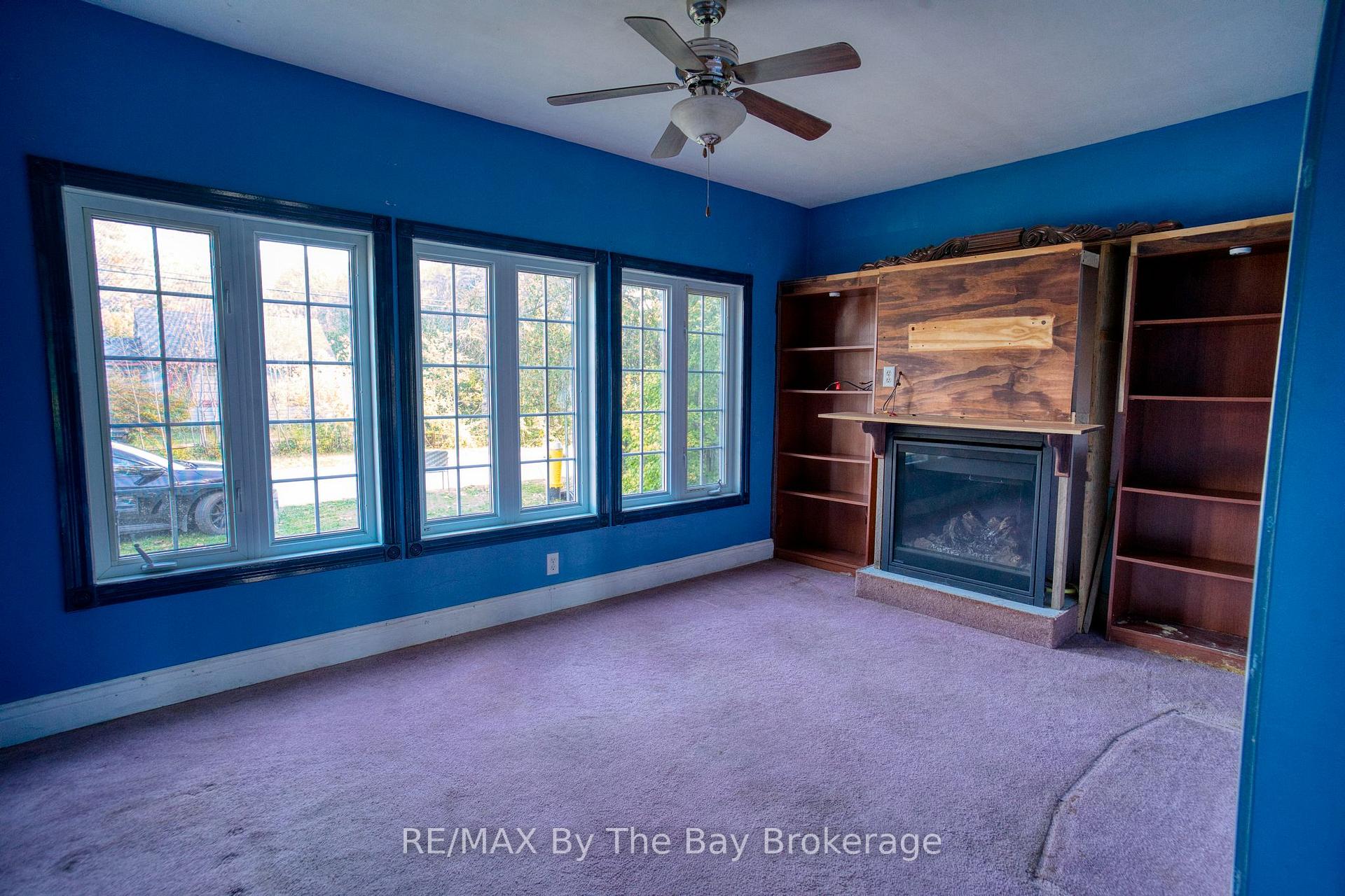 Photo 11 of 18 Elm Drive, Wasaga Beach — HOMEH