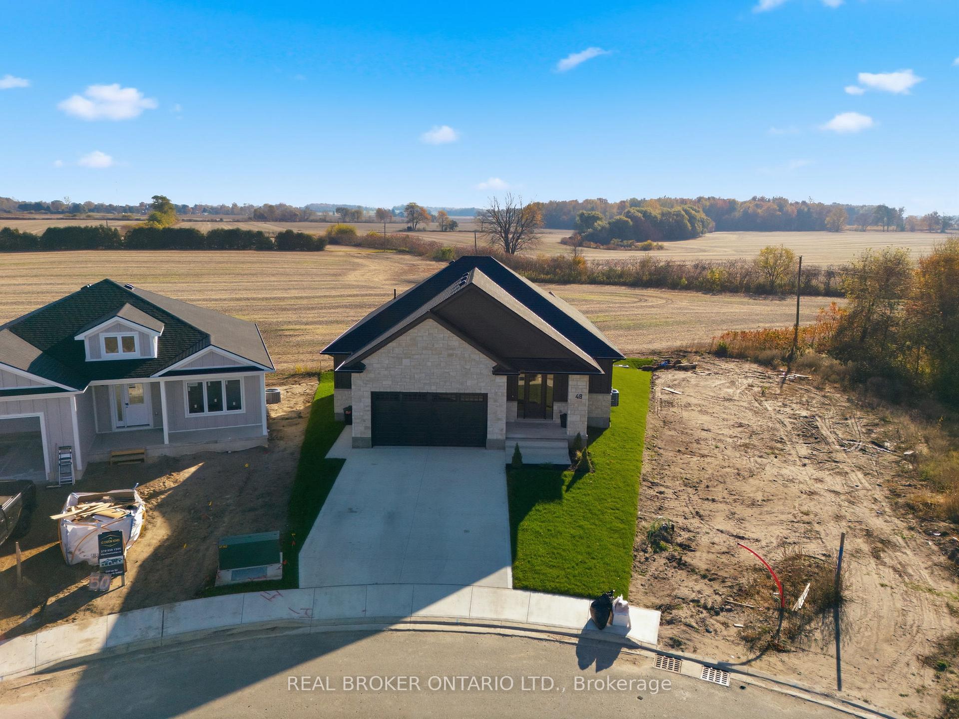 Photo 30 of 48 Rebecca Drive, Aylmer — HOMEH