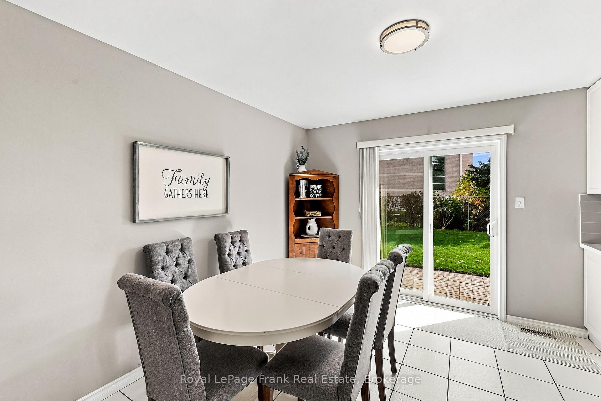 Photo 19 of 15 Sprucewood Crescent, Clarington, Bowmanville — HOMEH