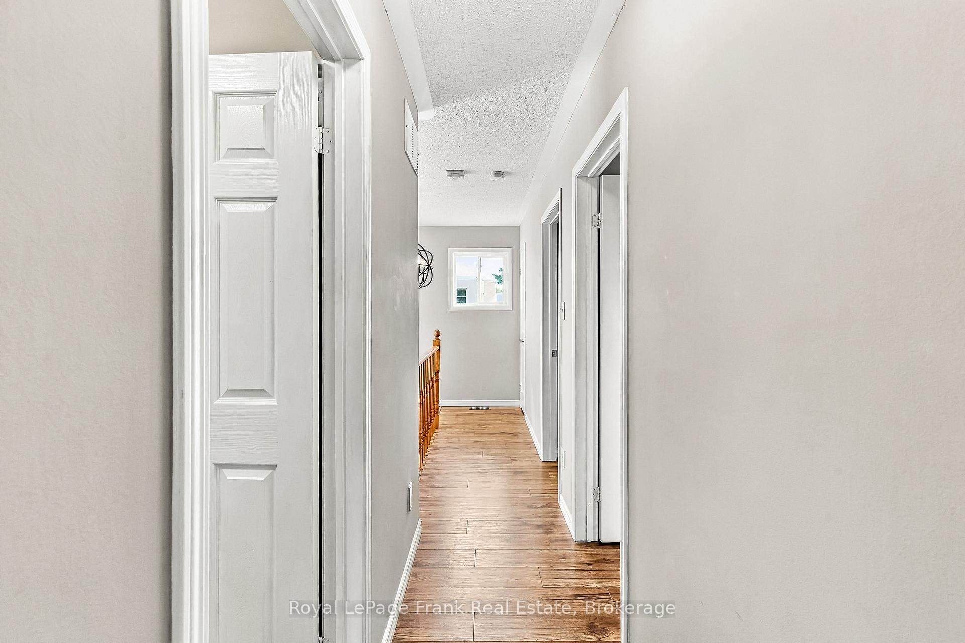 Photo 23 of 15 Sprucewood Crescent, Clarington, Bowmanville — HOMEH