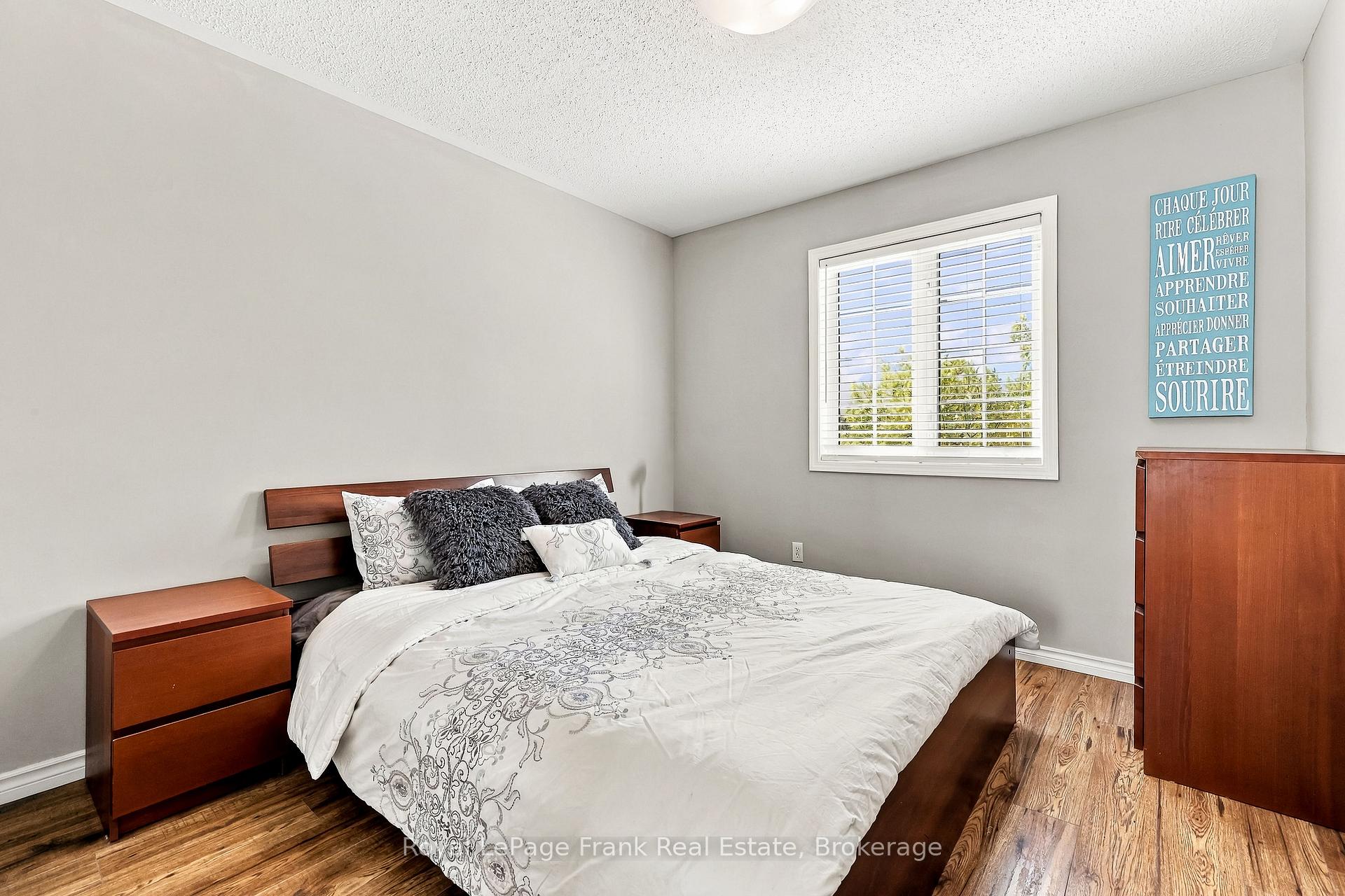 Photo 31 of 15 Sprucewood Crescent, Clarington, Bowmanville — HOMEH