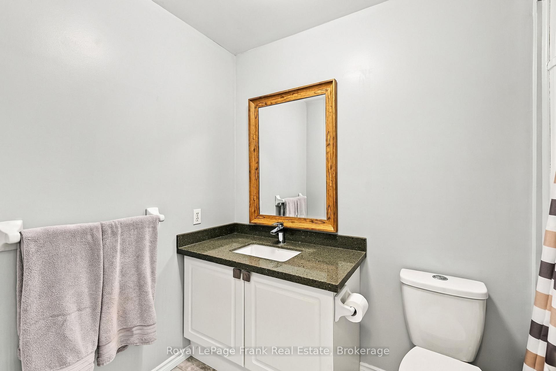 Photo 32 of 15 Sprucewood Crescent, Clarington, Bowmanville — HOMEH