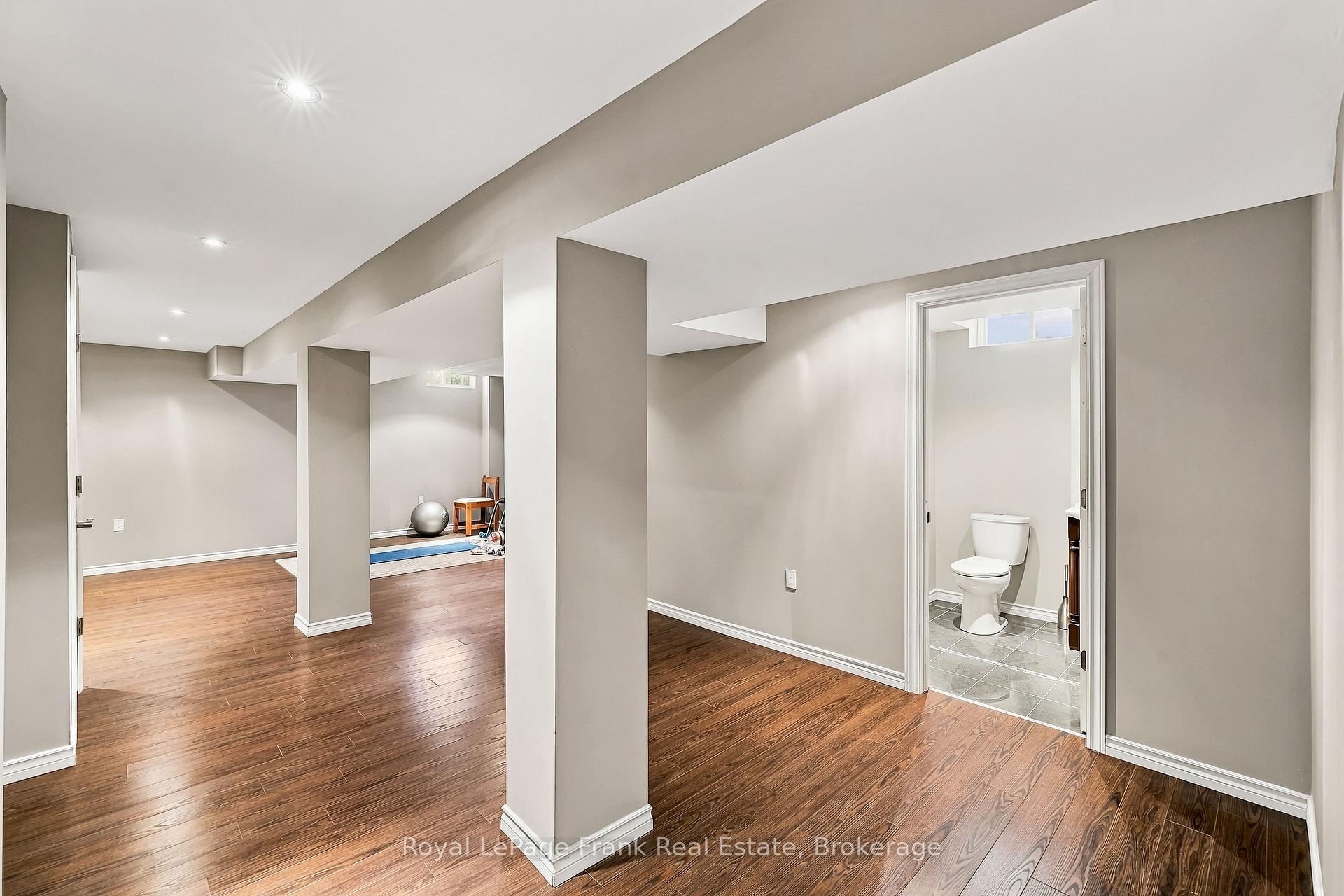 Photo 35 of 15 Sprucewood Crescent, Clarington, Bowmanville — HOMEH