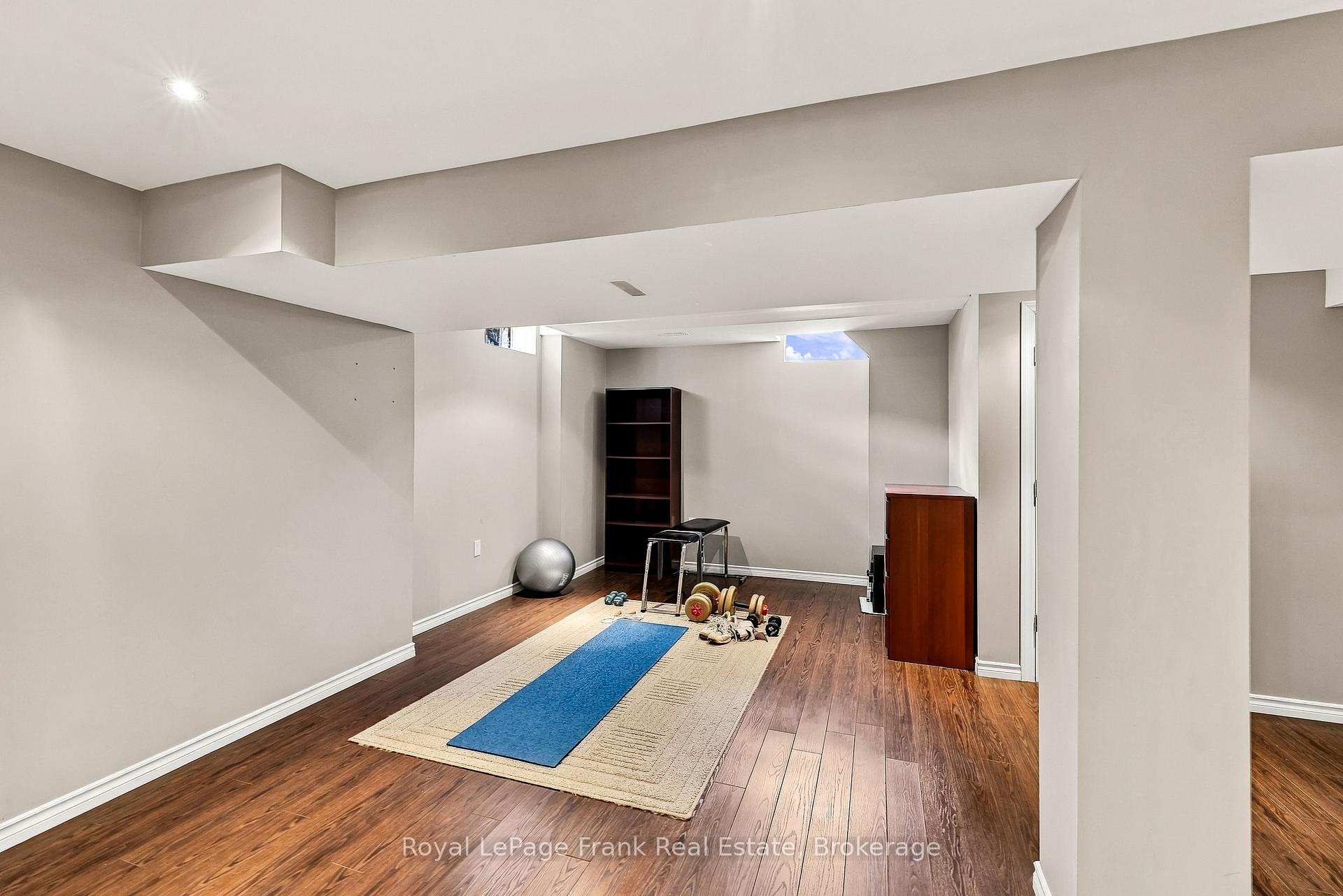 Photo 37 of 15 Sprucewood Crescent, Clarington, Bowmanville — HOMEH