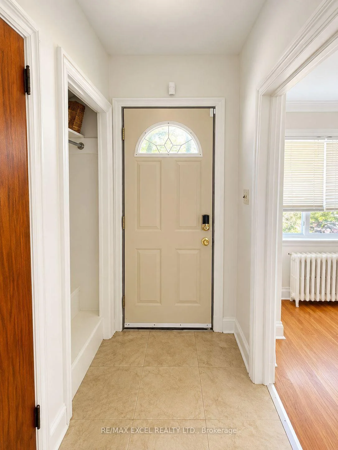 Photo 12 of 11 Hutton Avenue, Toronto, East York — HOMEH