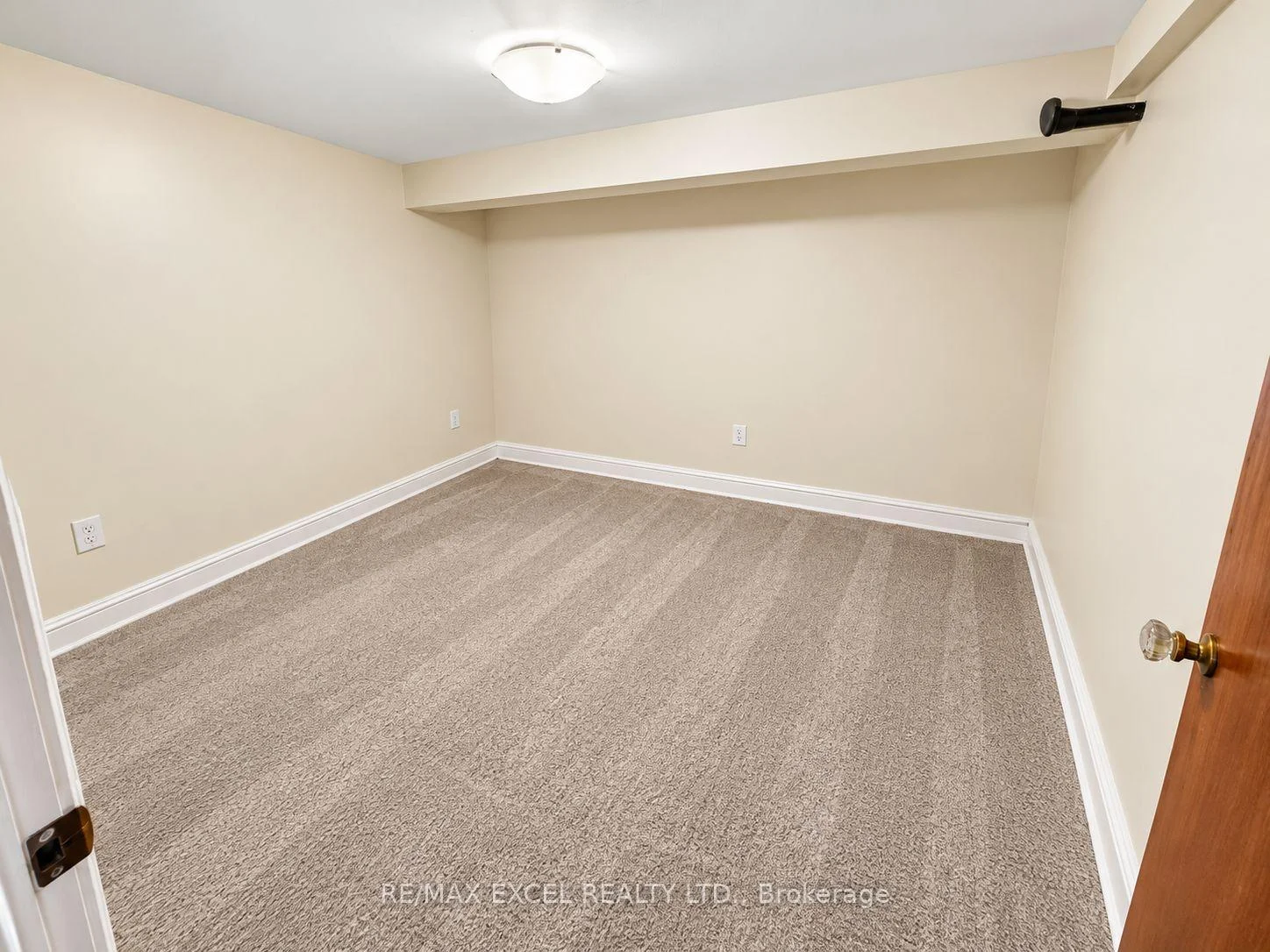 Photo 15 of 11 Hutton Avenue, Toronto, East York — HOMEH