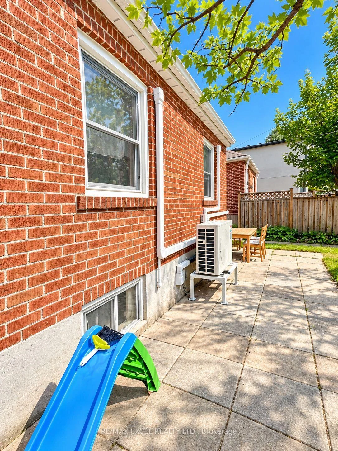 Photo 18 of 11 Hutton Avenue, Toronto, East York — HOMEH