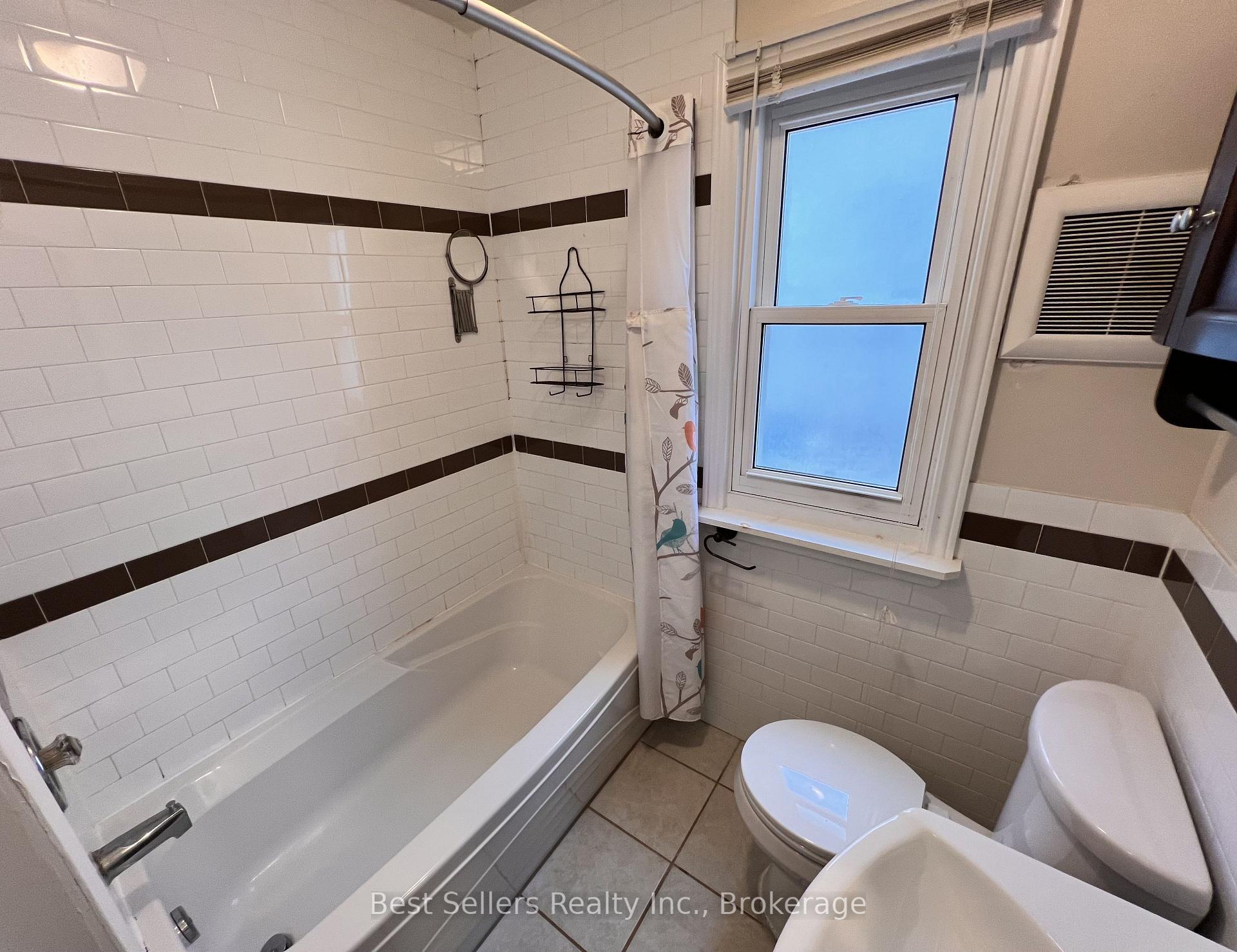 Photo 38 of Unit Main, 75 Vanbrugh Avenue, Scarborough, Birchcliffe-Cliffside — HOMEH