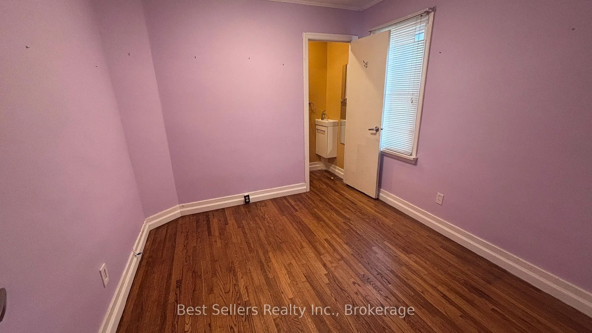 Photo 6 of Unit Main, 75 Vanbrugh Avenue, Scarborough, Birchcliffe-Cliffside — HOMEH