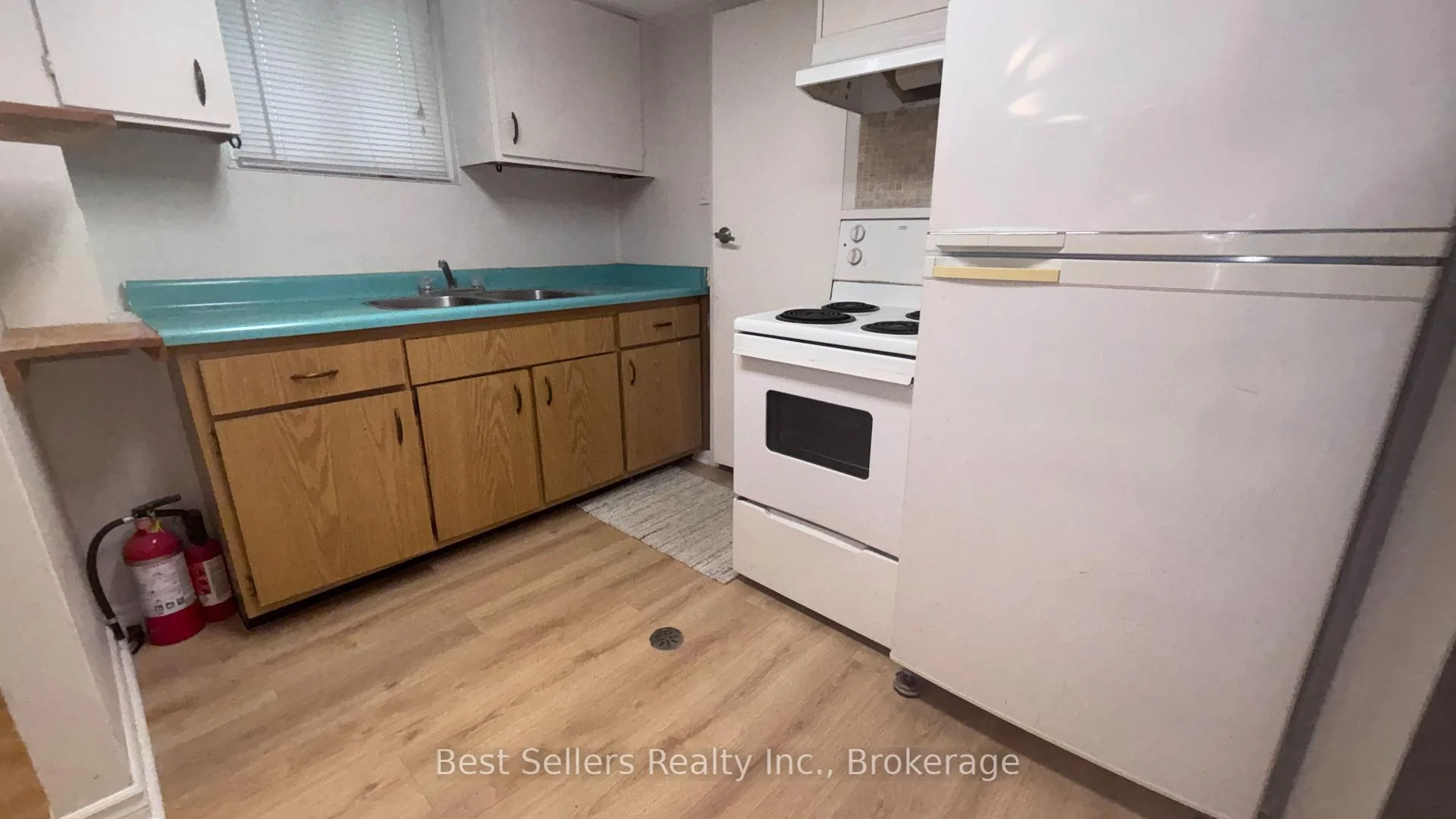 Photo 26 of Unit Main, 75 Vanbrugh Avenue, Scarborough, Birchcliffe-Cliffside — HOMEH