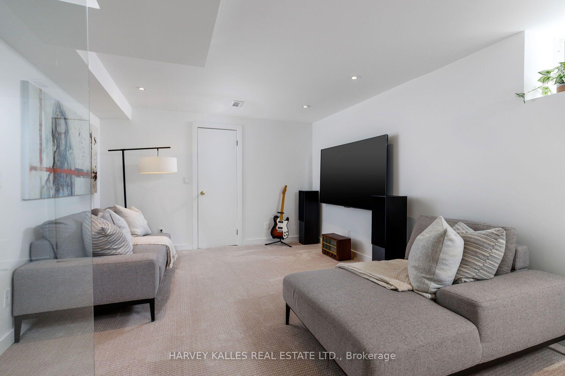 Photo 35 of 128 Montgomery Avenue, Toronto, Yonge-Eglinton — HOMEH