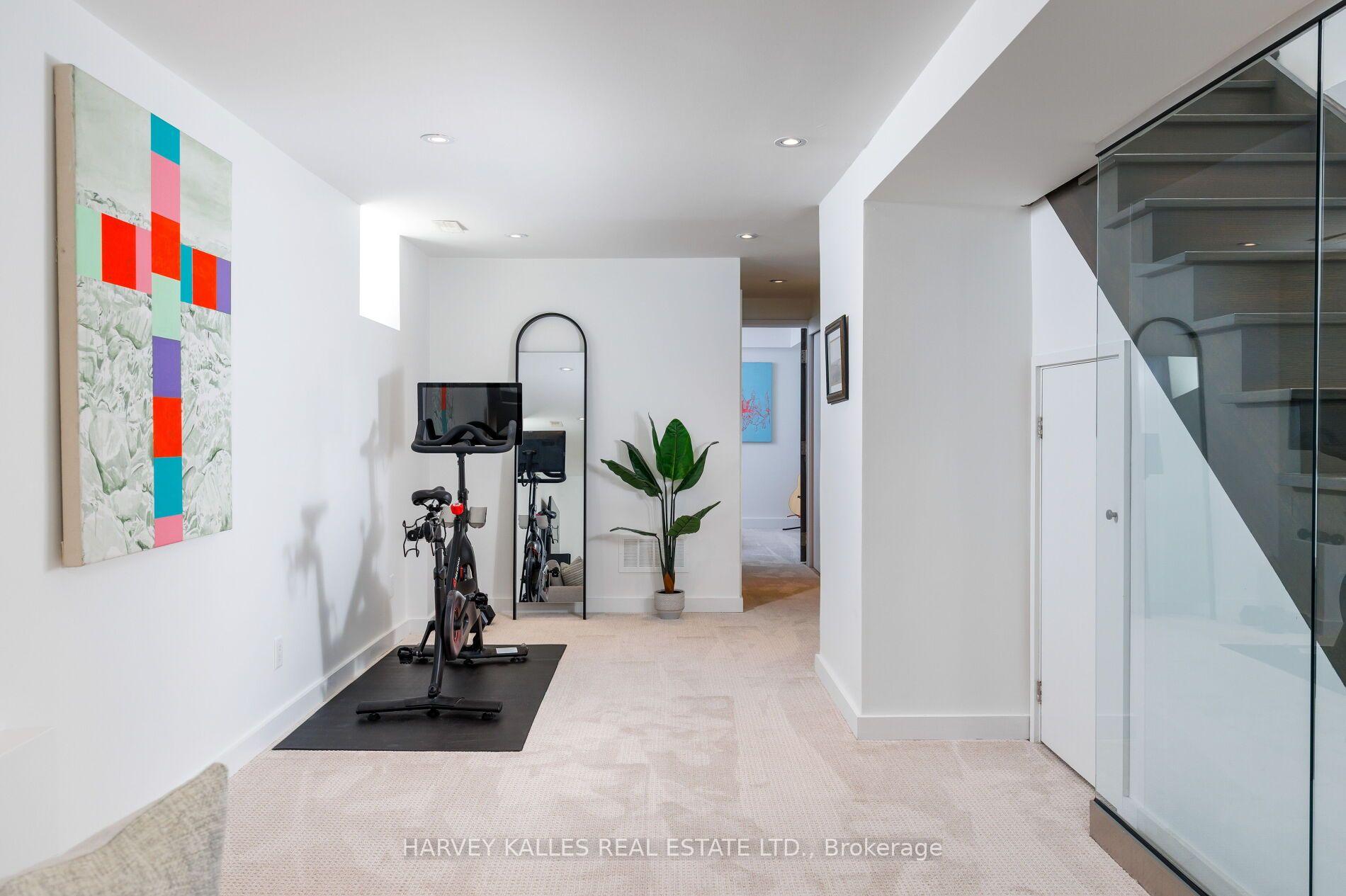 Photo 36 of 128 Montgomery Avenue, Toronto, Yonge-Eglinton — HOMEH