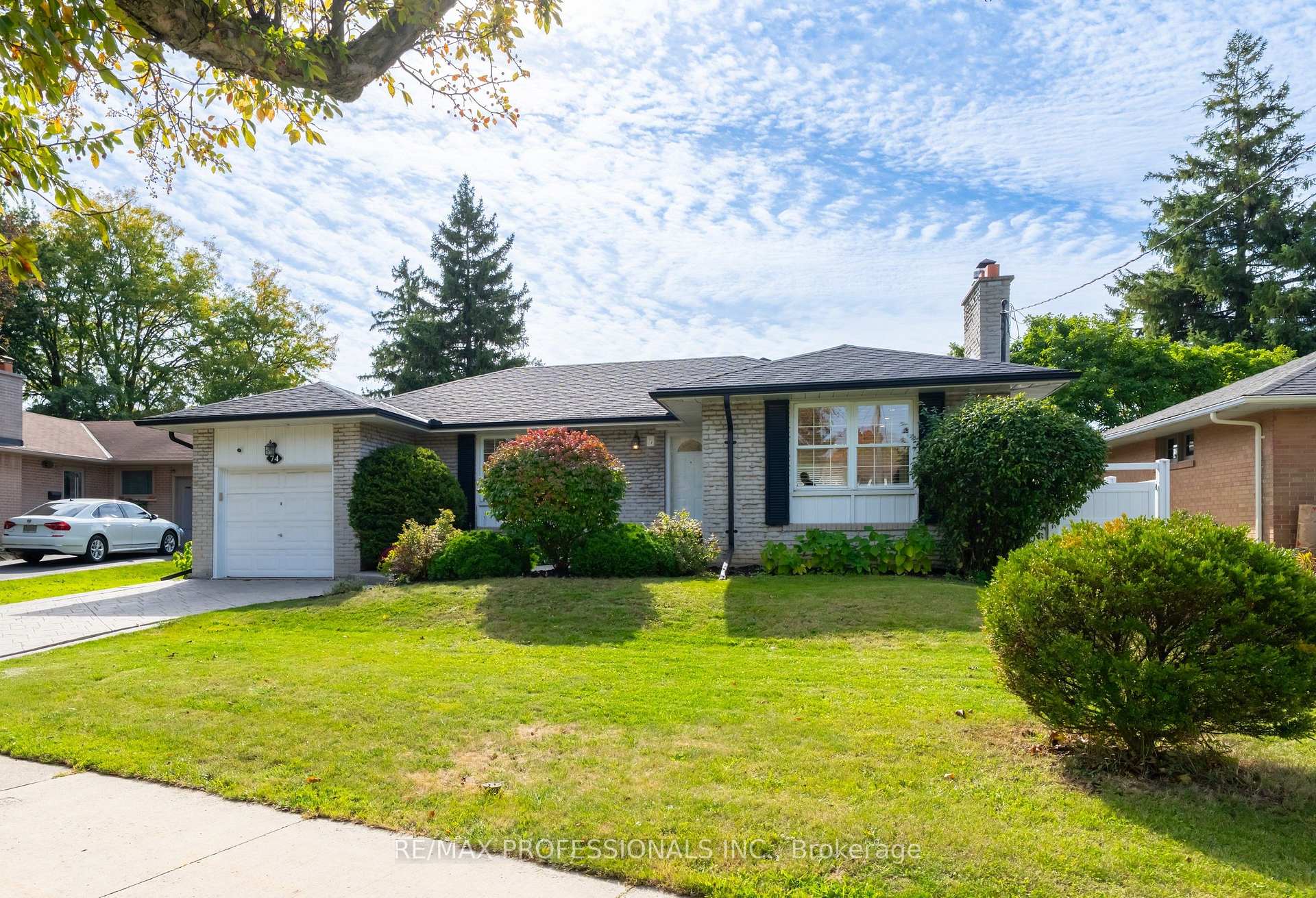 Photo of 74 Crendon Drive