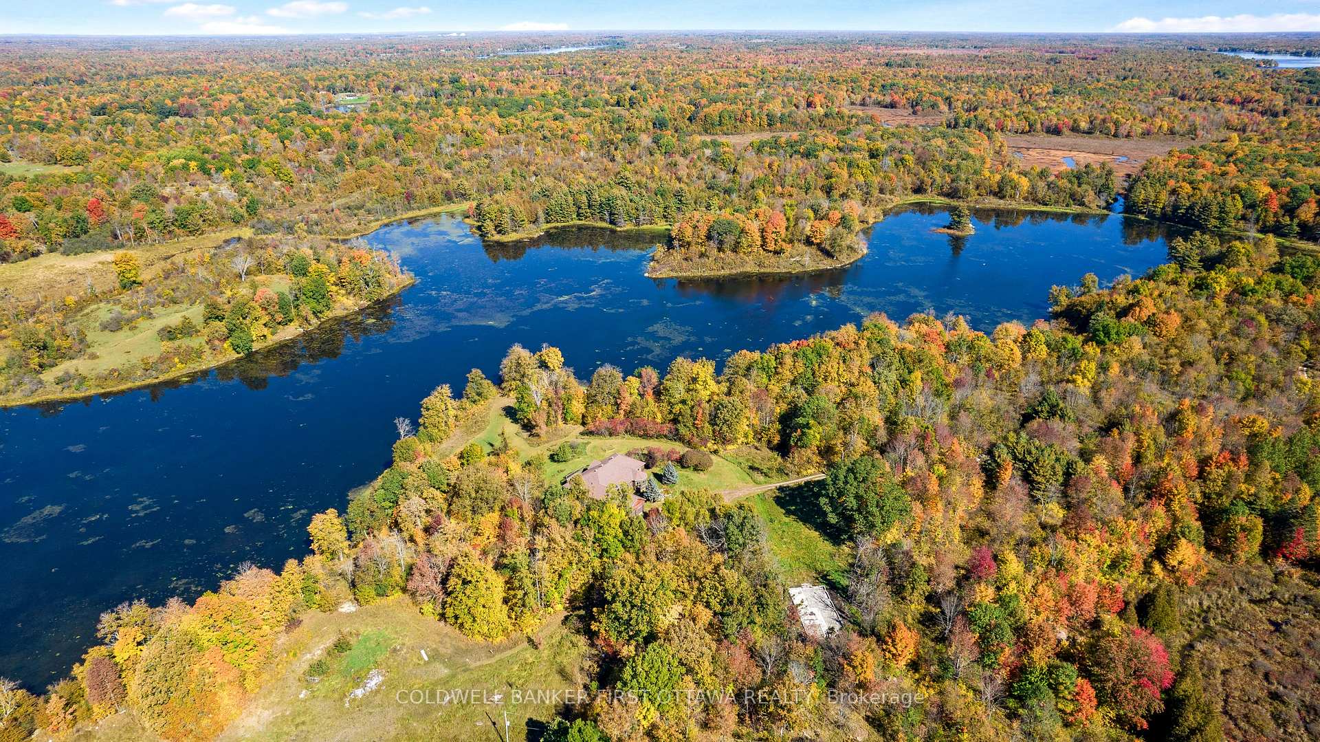Photo 2 of 399 Grady Road E, Rideau Lakes, Rideau Lakes (North Crosby) Twp — HOMEH