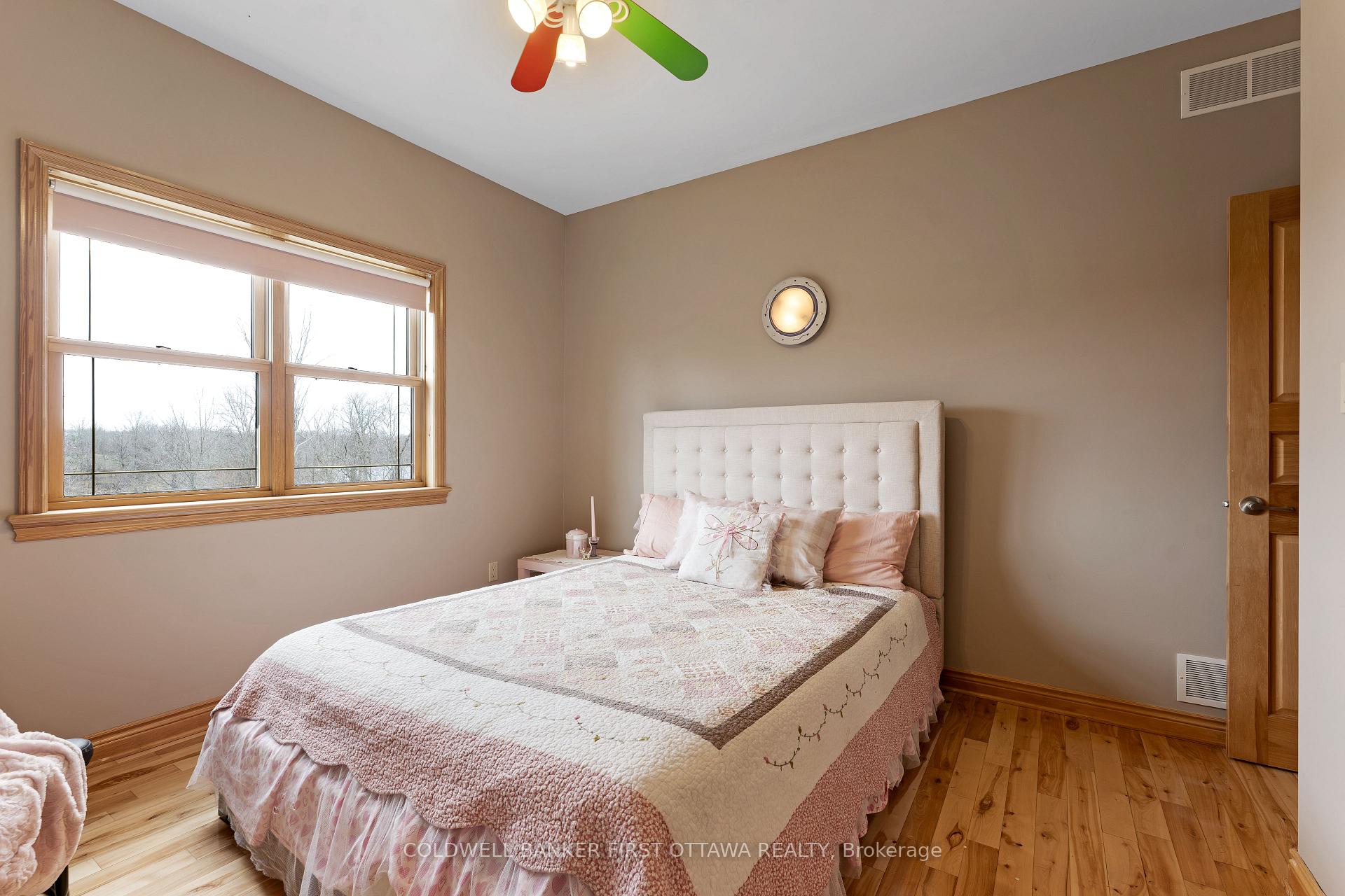 Photo 23 of 399 Grady Road E, Rideau Lakes, Rideau Lakes (North Crosby) Twp — HOMEH