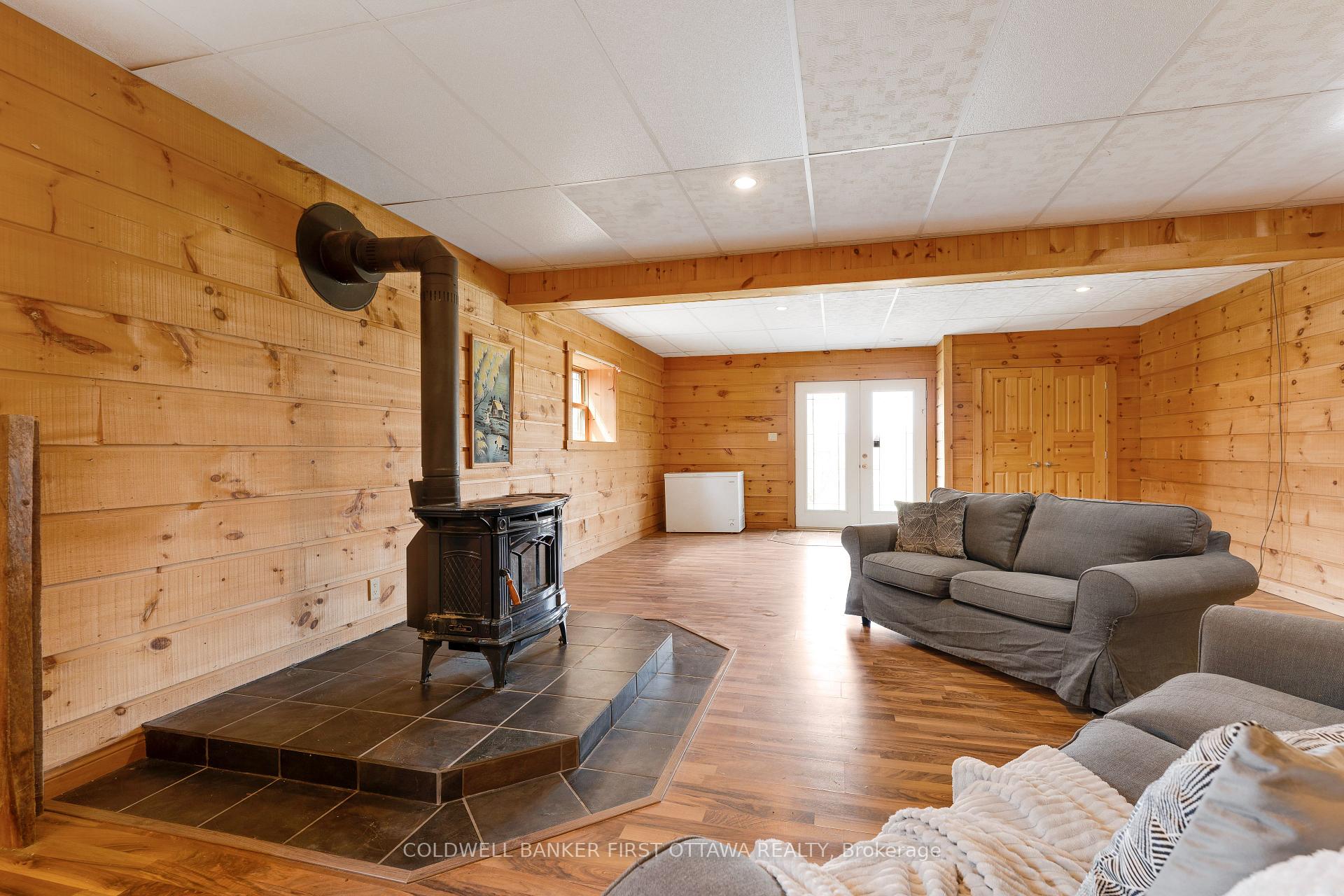 Photo 31 of 399 Grady Road E, Rideau Lakes, Rideau Lakes (North Crosby) Twp — HOMEH