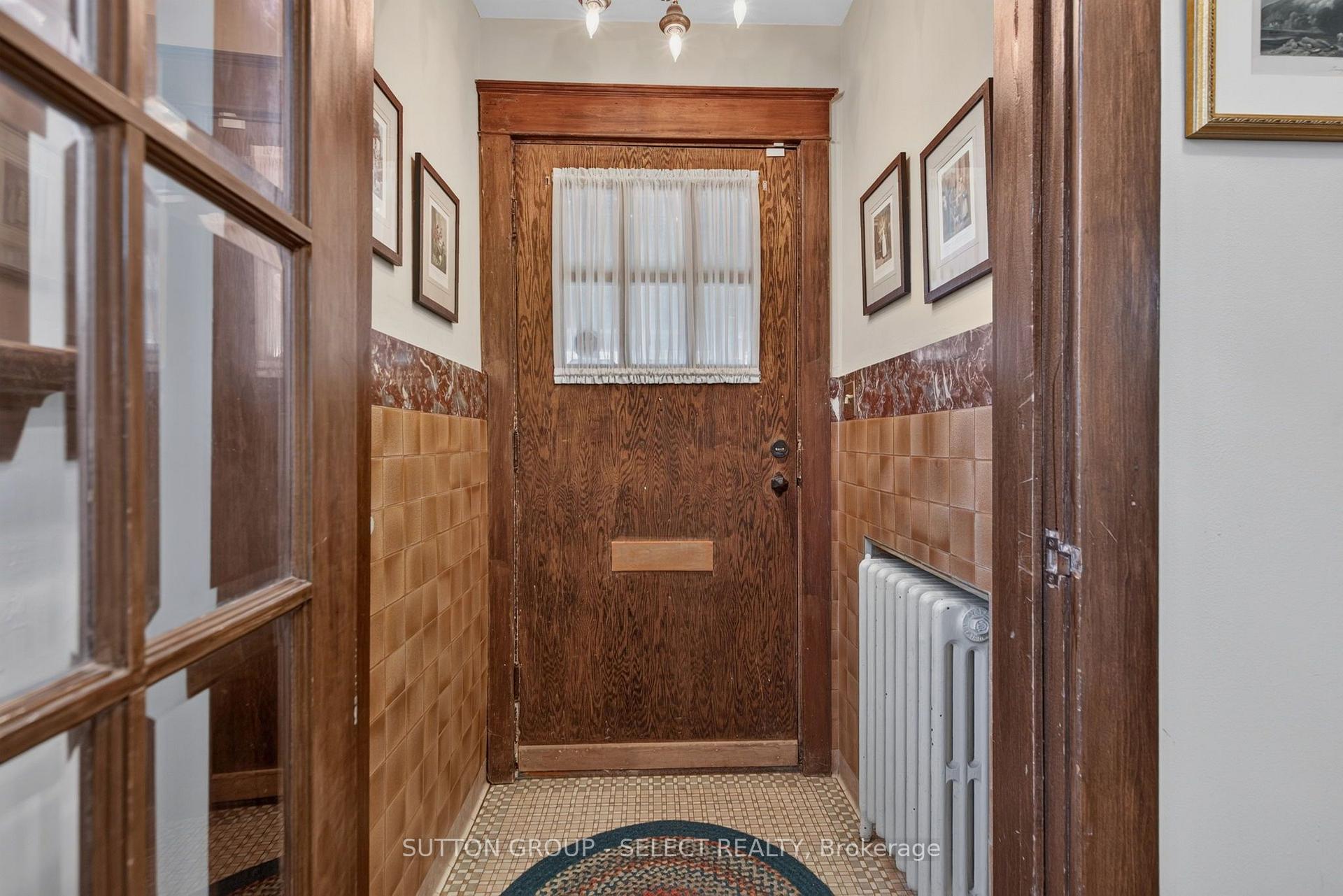 Photo 5 of 427 Wortley Road, London, South G — HOMEH