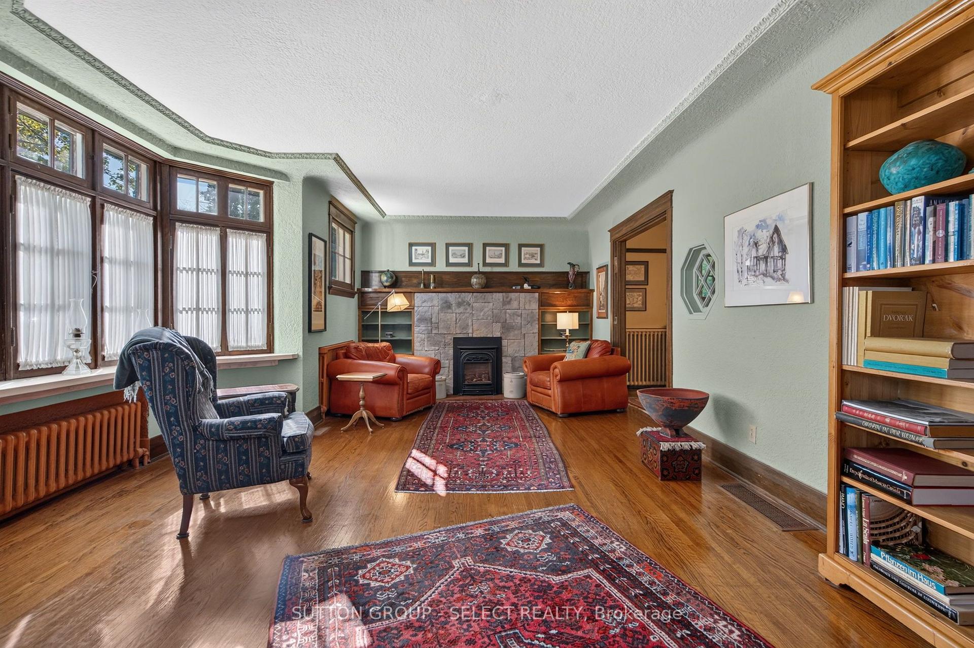 Photo 6 of 427 Wortley Road, London, South G — HOMEH