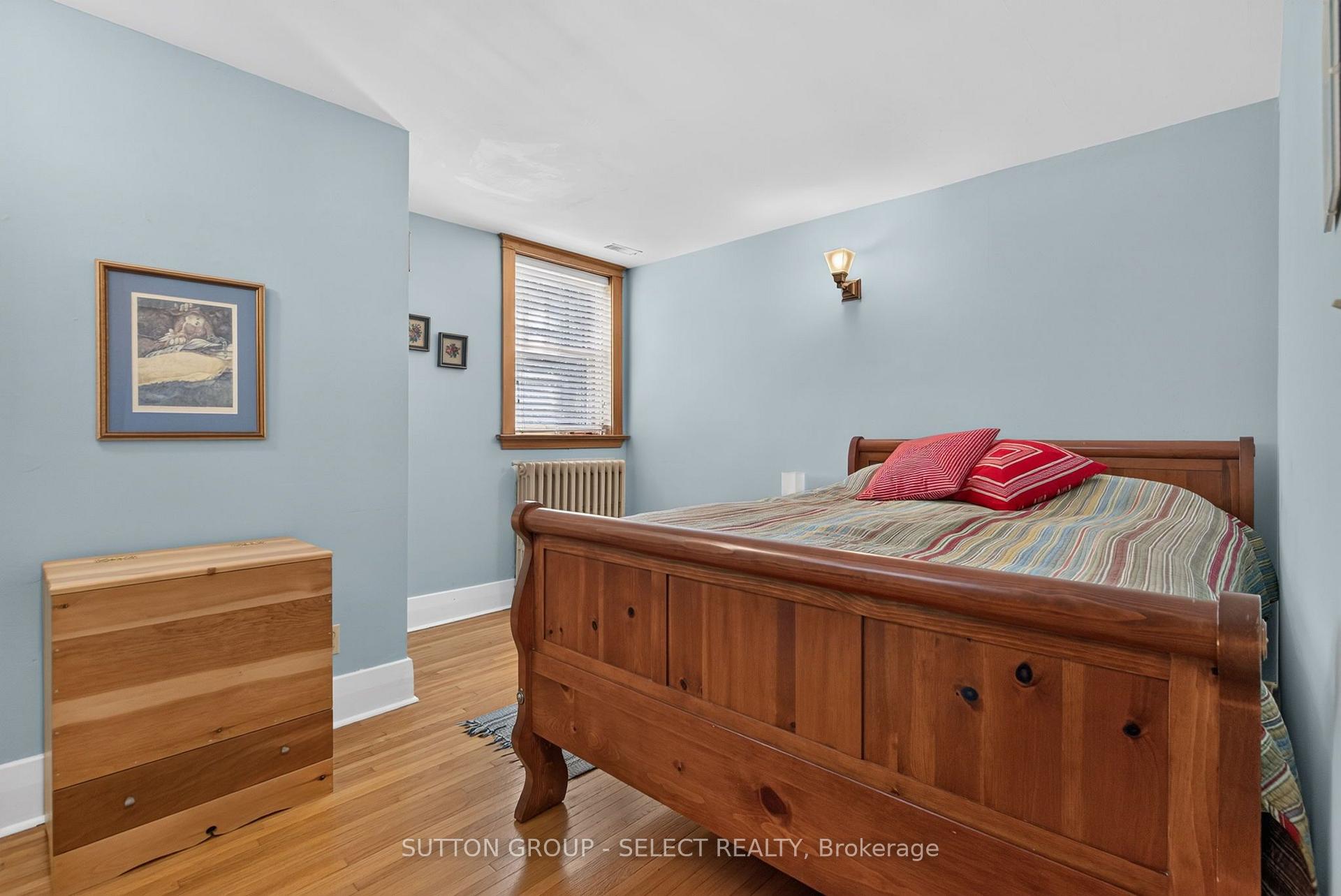 Photo 20 of 427 Wortley Road, London, South G — HOMEH