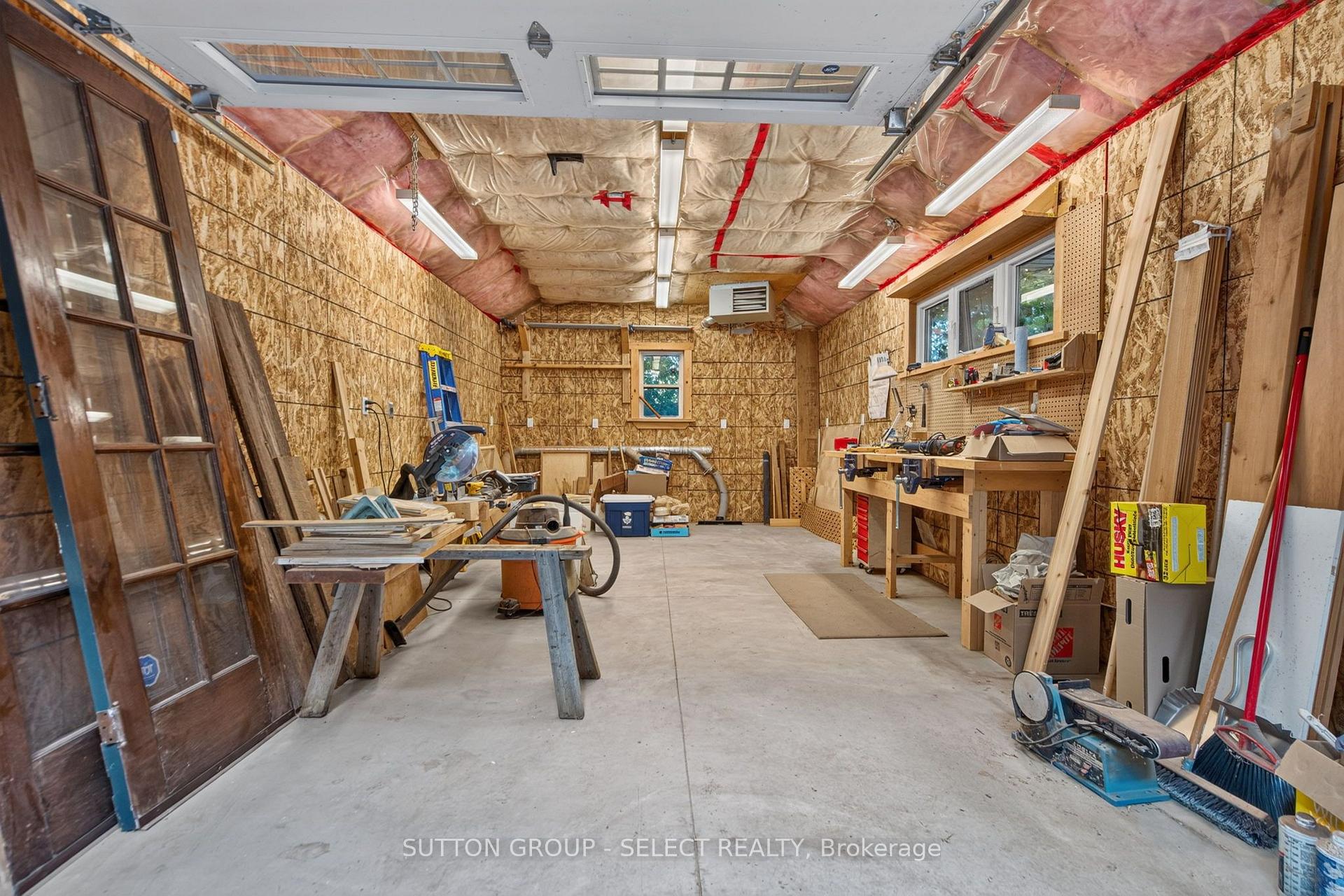Photo 43 of 427 Wortley Road, London, South G — HOMEH