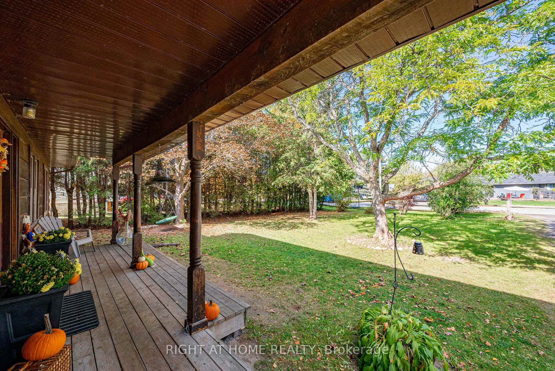 Photo 5 of 78 Hillside Drive, Kawartha Lakes, Mariposa — HOMEH
