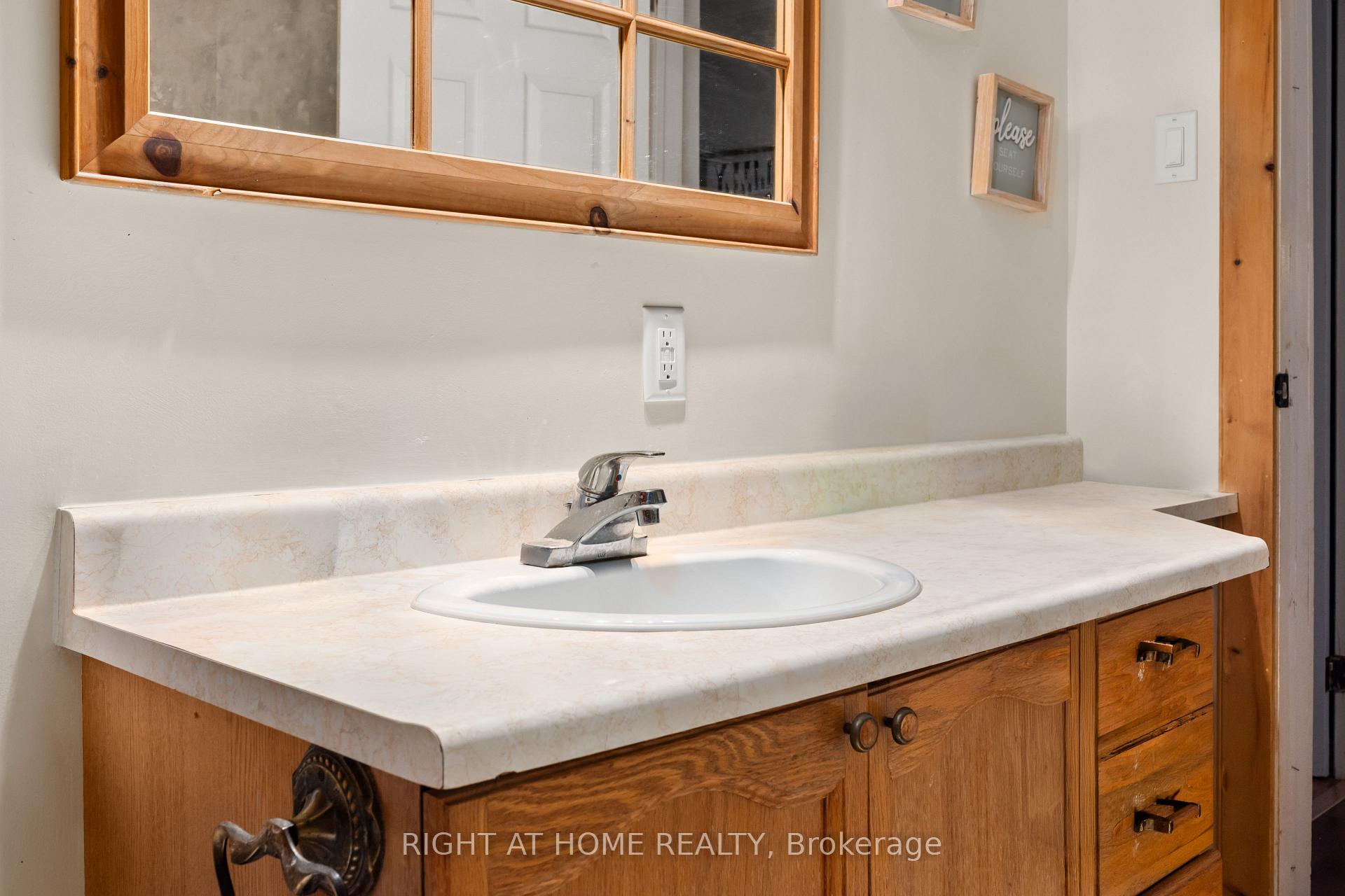 Photo 32 of 78 Hillside Drive, Kawartha Lakes, Mariposa — HOMEH