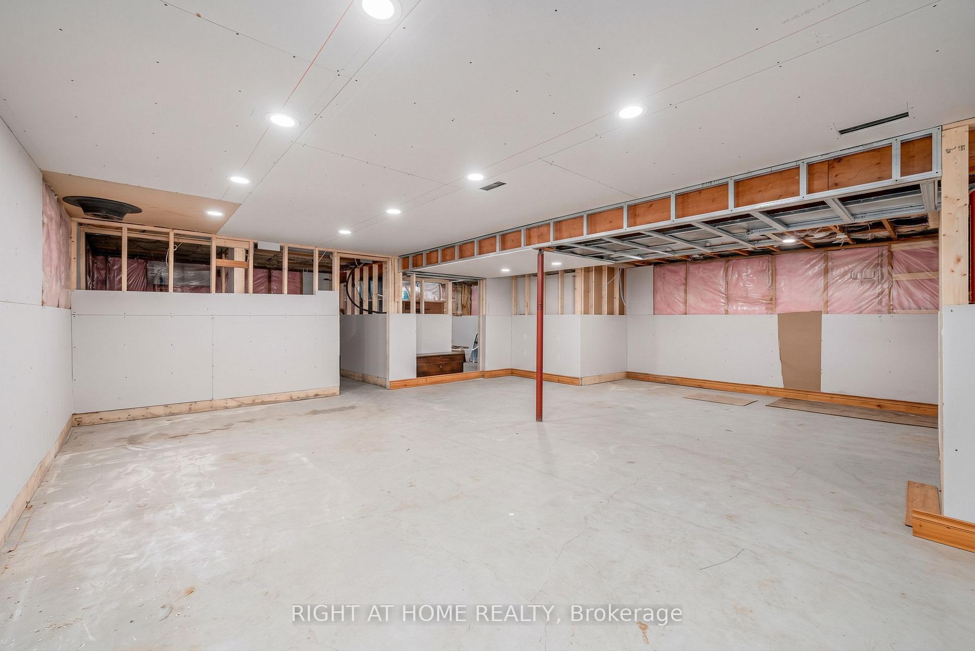 Photo 37 of 78 Hillside Drive, Kawartha Lakes, Mariposa — HOMEH