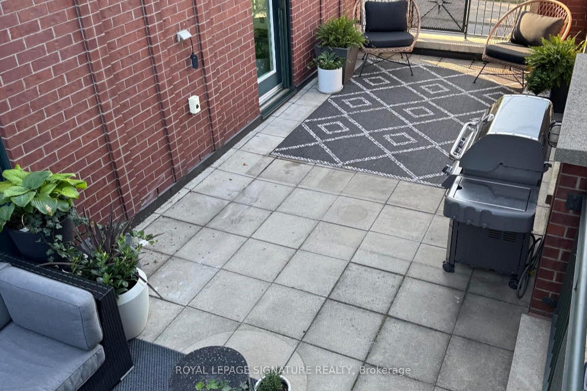 Photo 8 of Unit 231, 901 Queen Street W, Toronto, Niagara — HOMEH
