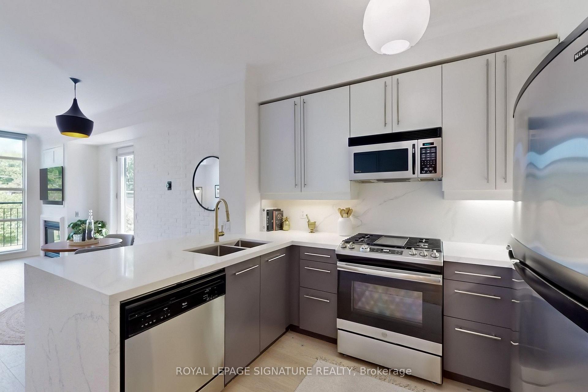 Photo 10 of Unit 231, 901 Queen Street W, Toronto, Niagara — HOMEH
