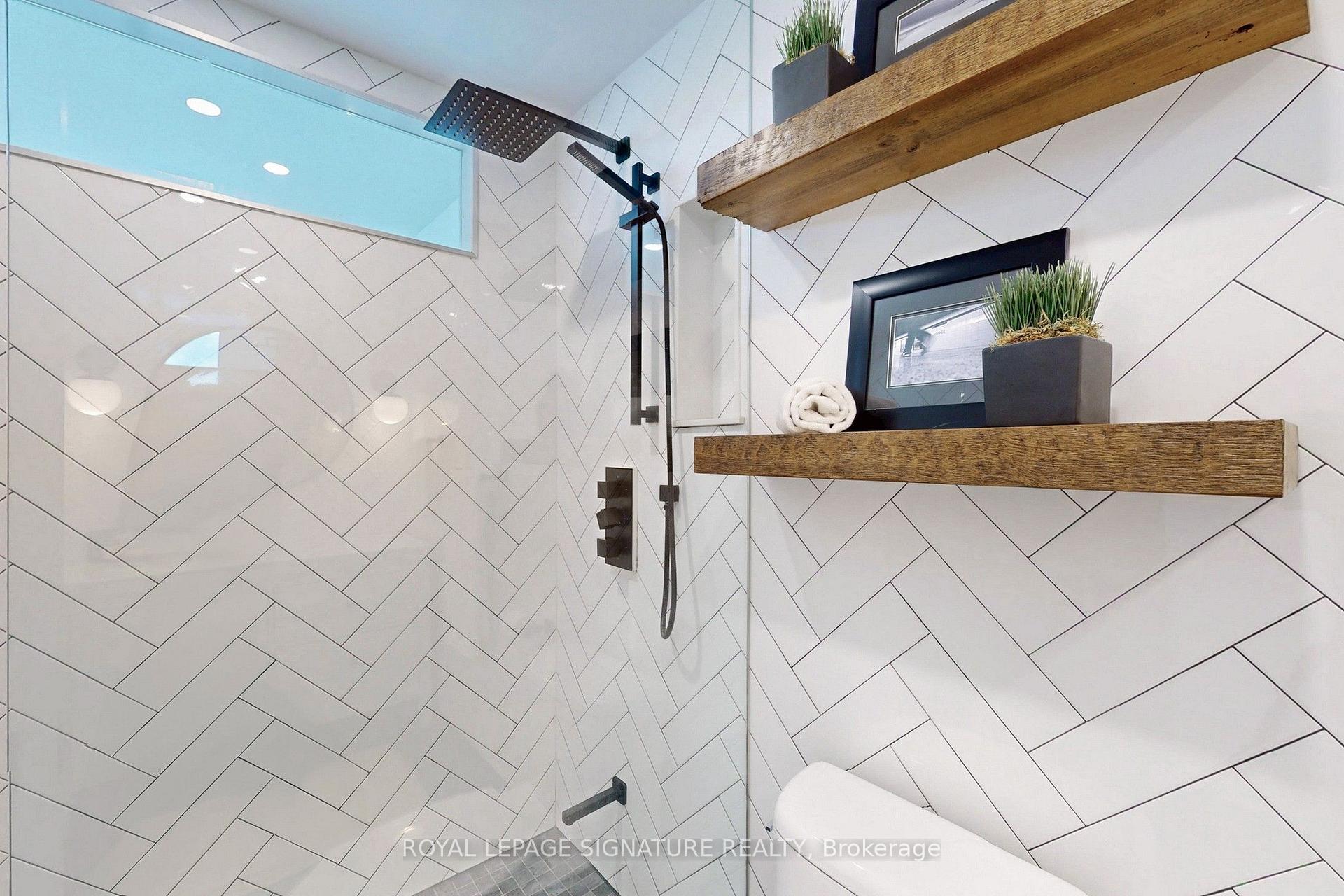 Photo 33 of Unit 231, 901 Queen Street W, Toronto, Niagara — HOMEH