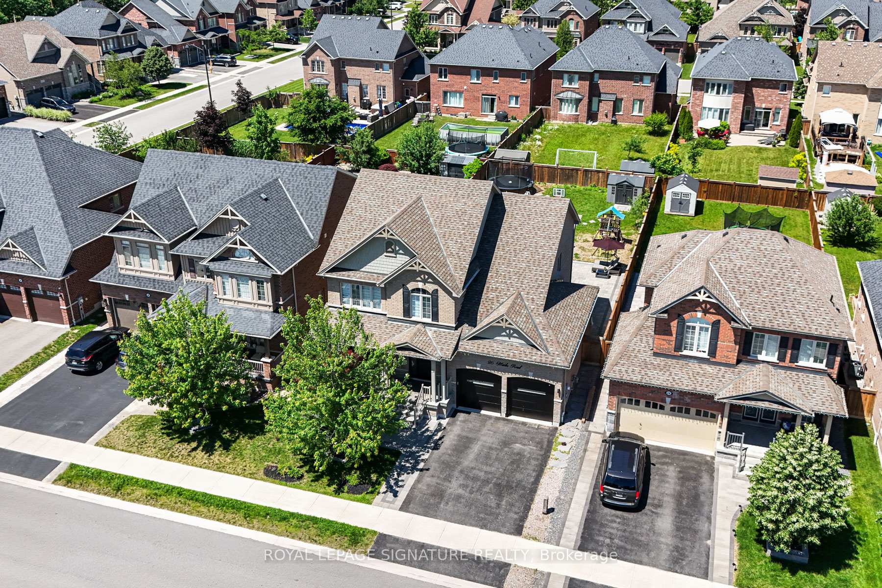 Photo 2 of 26 Marks Road, Springwater, Centre Vespra — HOMEH