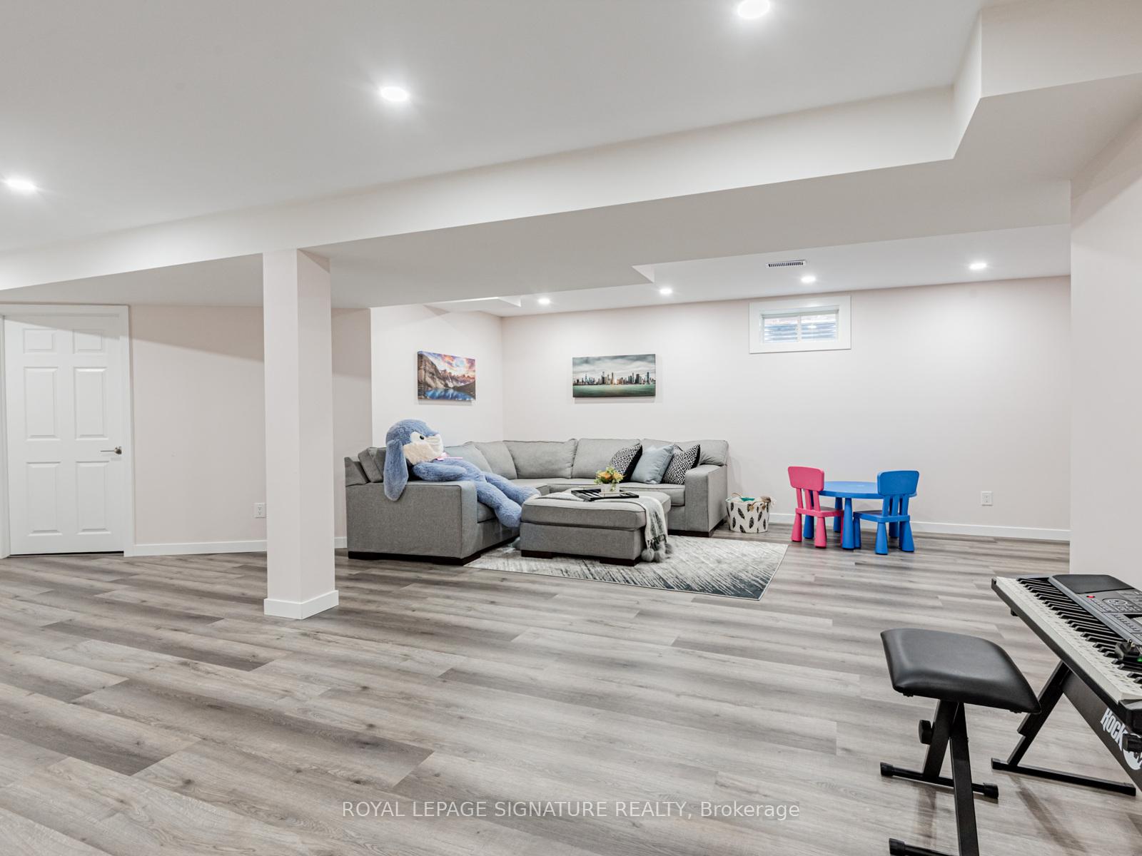 Photo 33 of 26 Marks Road, Springwater, Centre Vespra — HOMEH