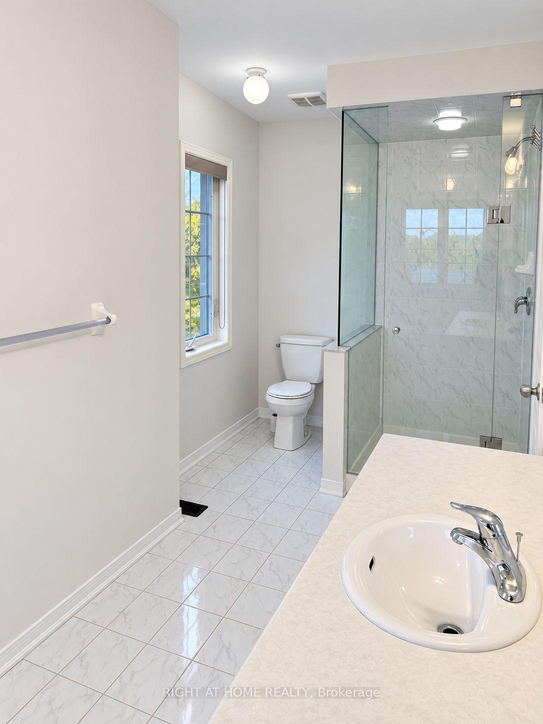 Photo 13 of 1260 Mccron Crescent, Newmarket, Stonehaven-Wyndham — HOMEH
