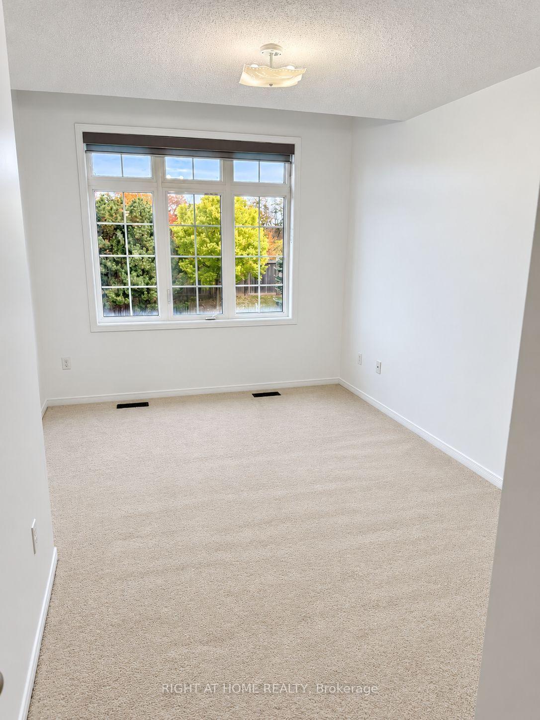 Photo 17 of 1260 Mccron Crescent, Newmarket, Stonehaven-Wyndham — HOMEH