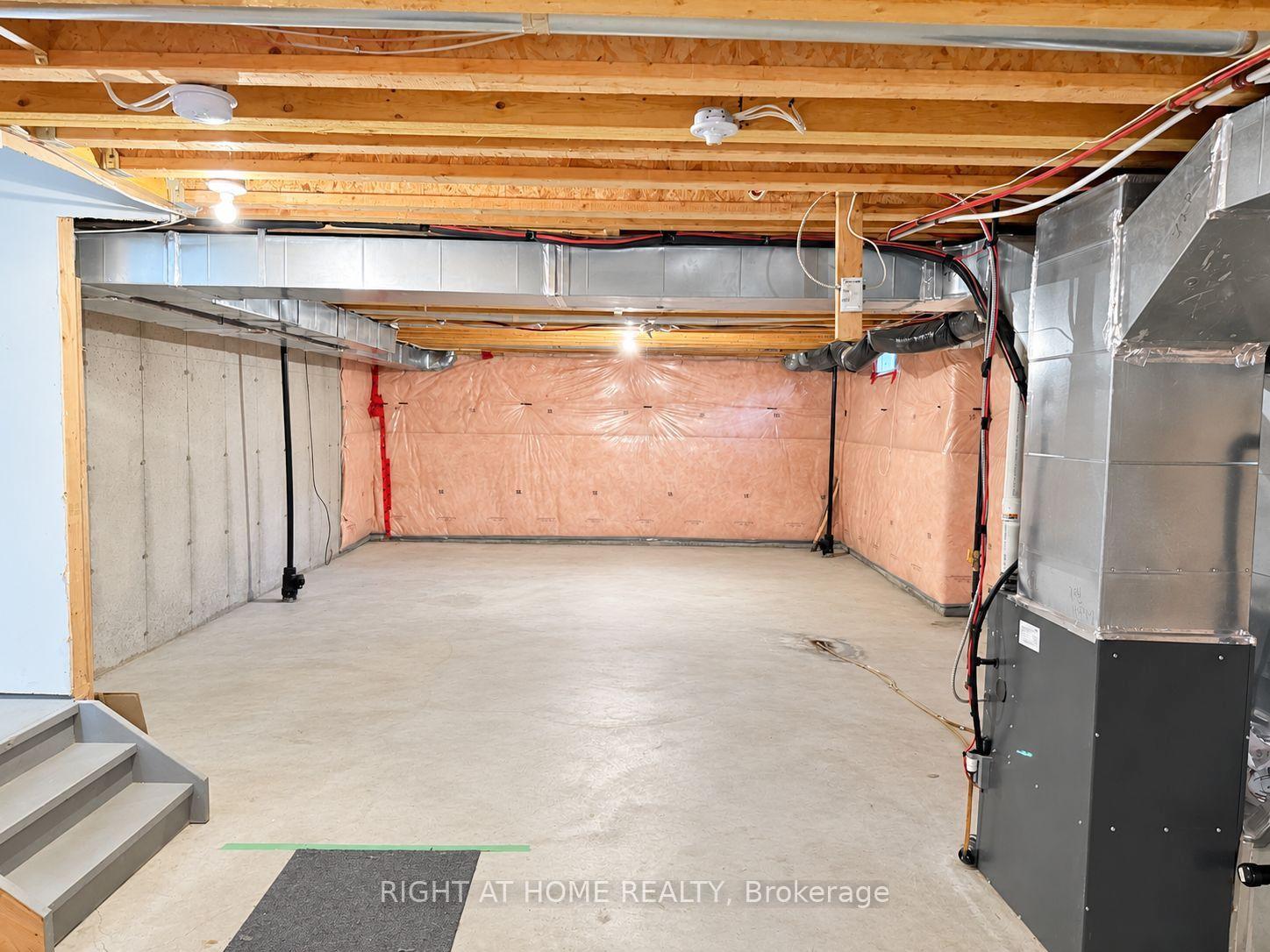Photo 19 of 1260 Mccron Crescent, Newmarket, Stonehaven-Wyndham — HOMEH