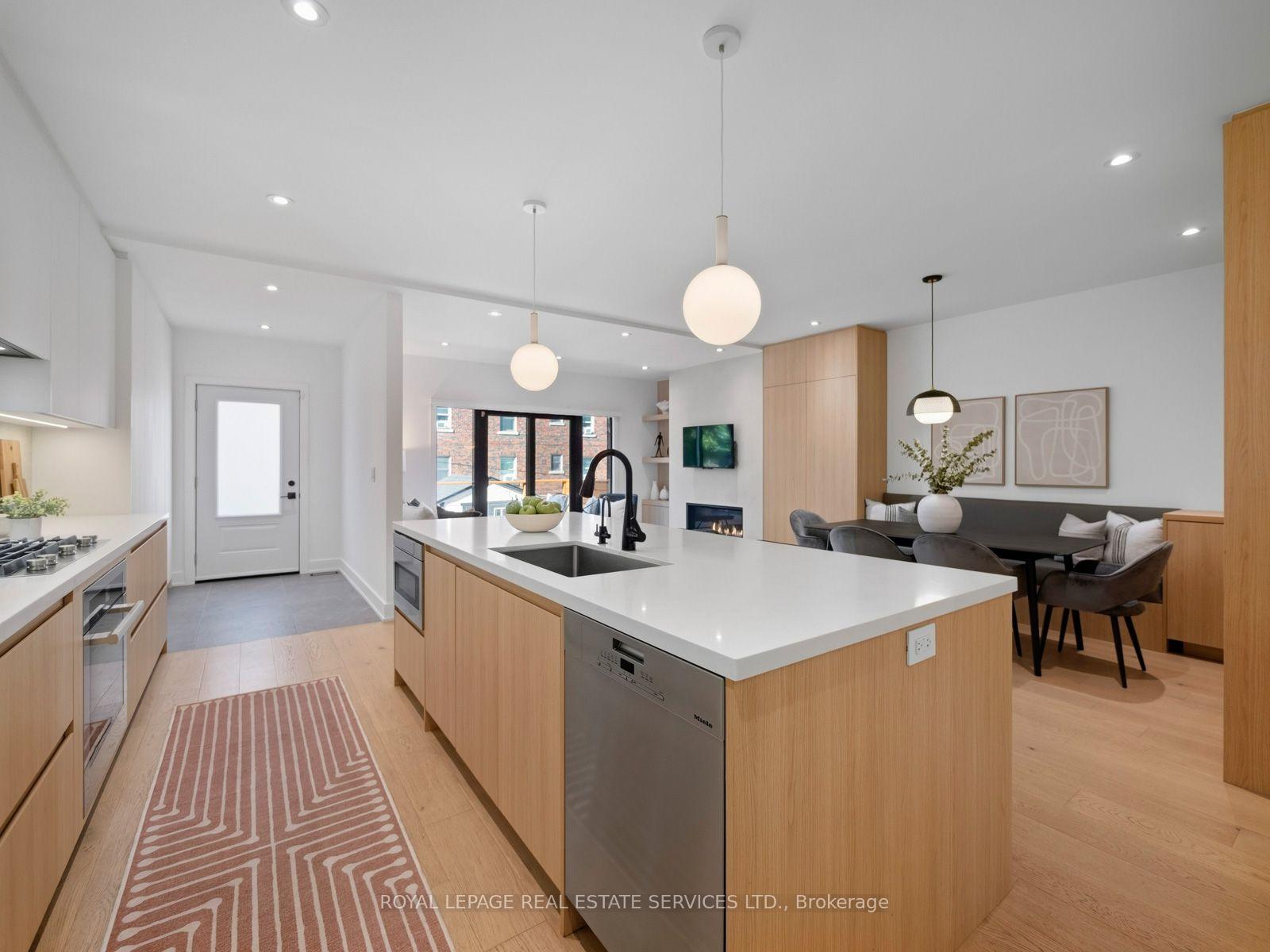 Photo 8 of 374 Spadina Road, Toronto, Forest Hill South — HOMEH