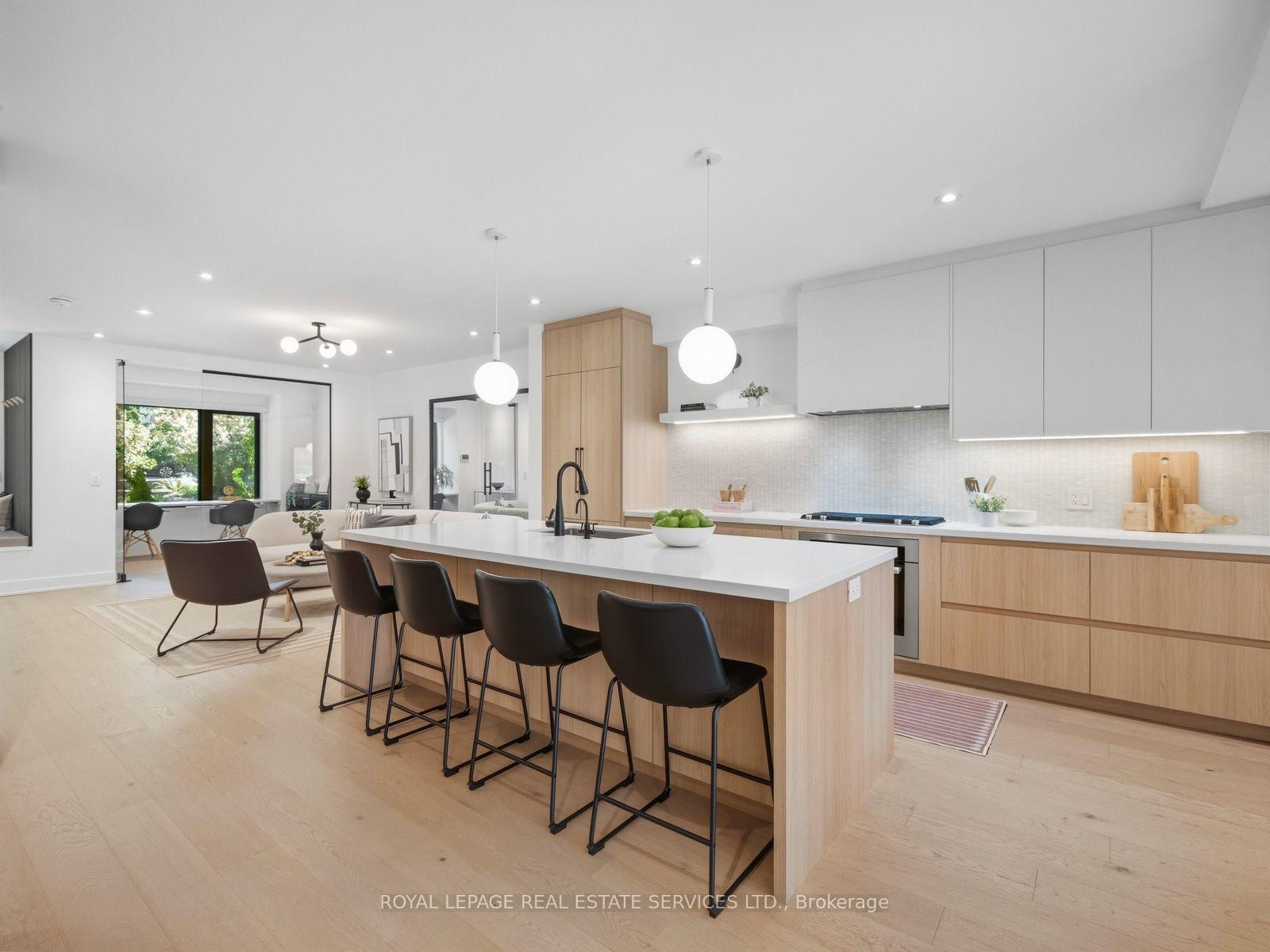 Photo 10 of 374 Spadina Road, Toronto, Forest Hill South — HOMEH
