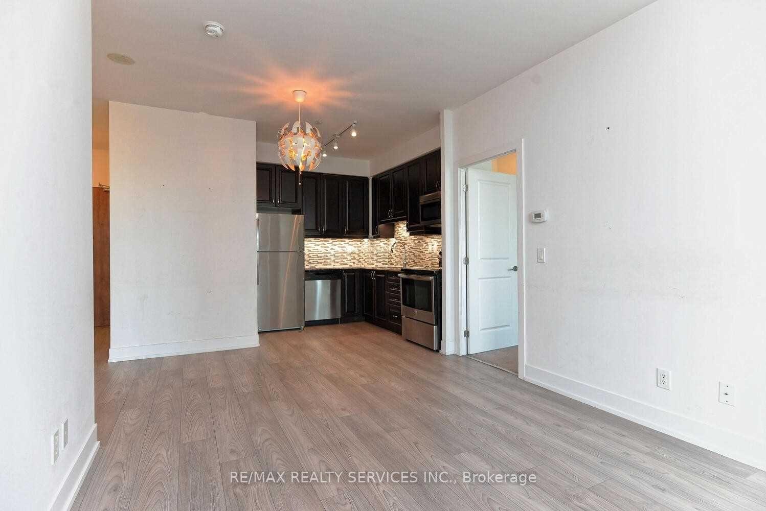 Photo 13 of Unit PH03, 1215 Bayly Street, Pickering, Bay Ridges — HOMEH