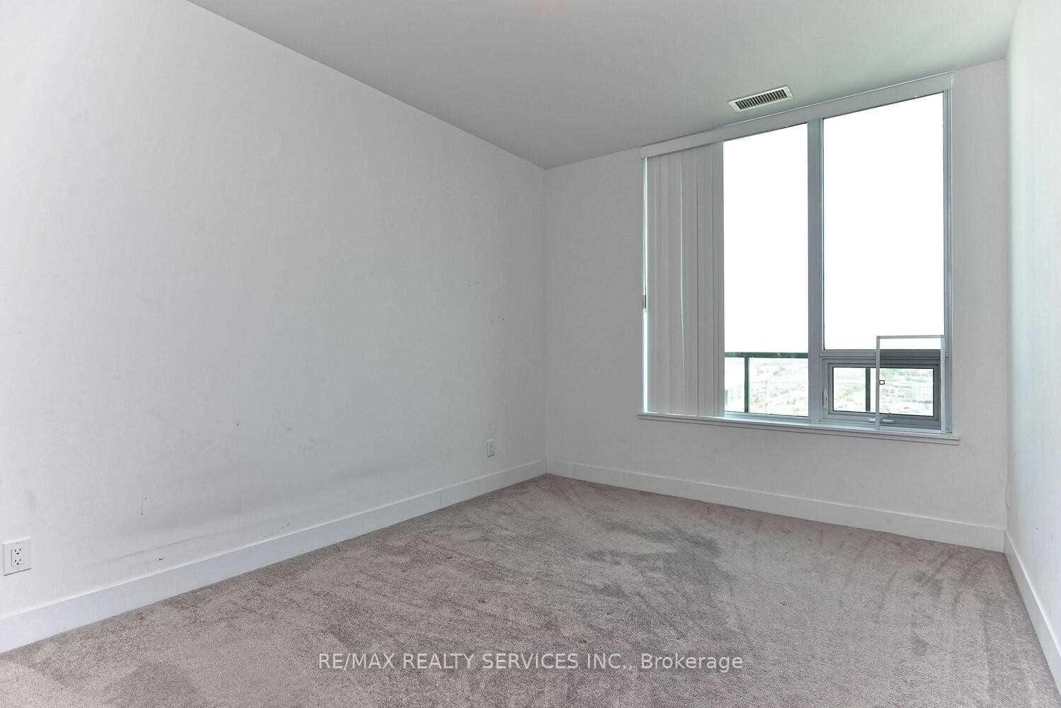 Photo 17 of Unit PH03, 1215 Bayly Street, Pickering, Bay Ridges — HOMEH